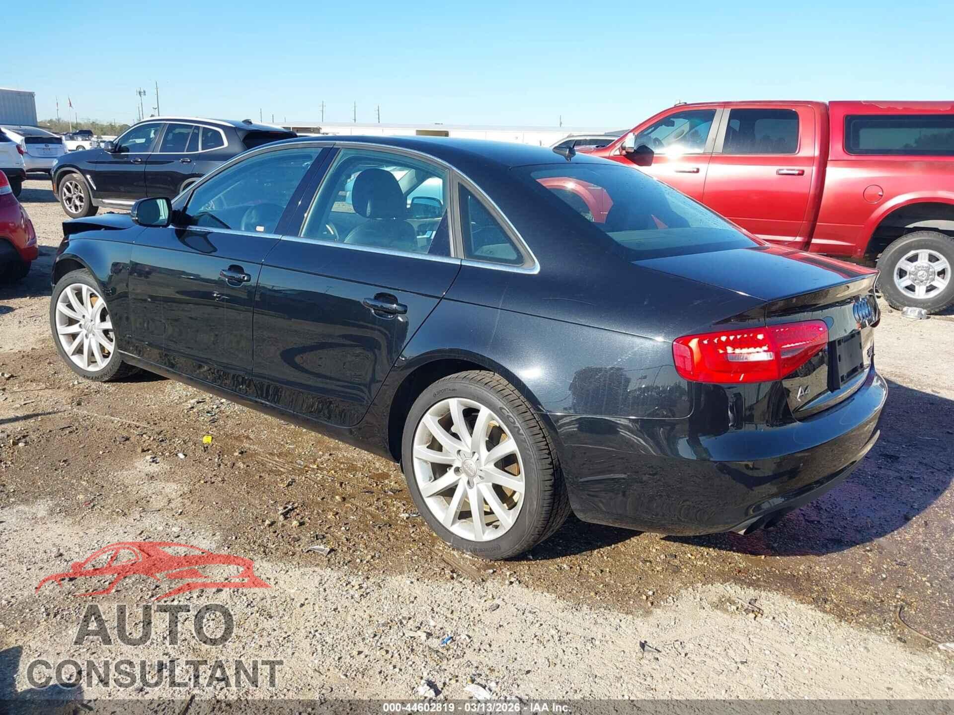 AUDI A4 2013 - WAUFFAFL9DN036372