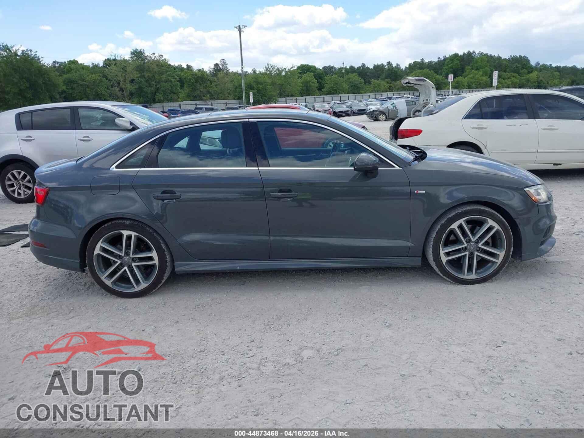 AUDI A3 2017 - WAUGUGFF2H1058122