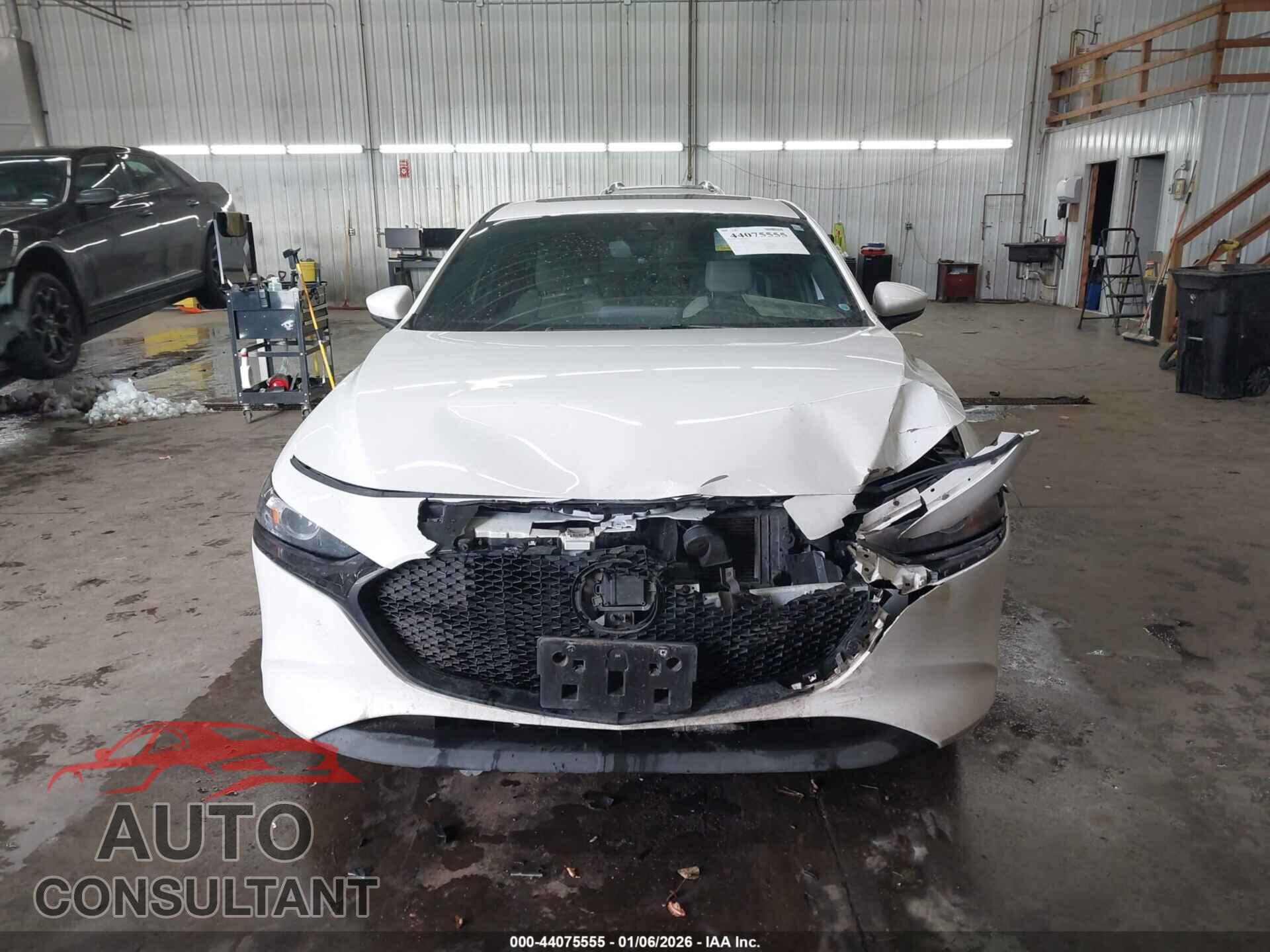 MAZDA MAZDA3 2021 - JM1BPBLL4M1343948