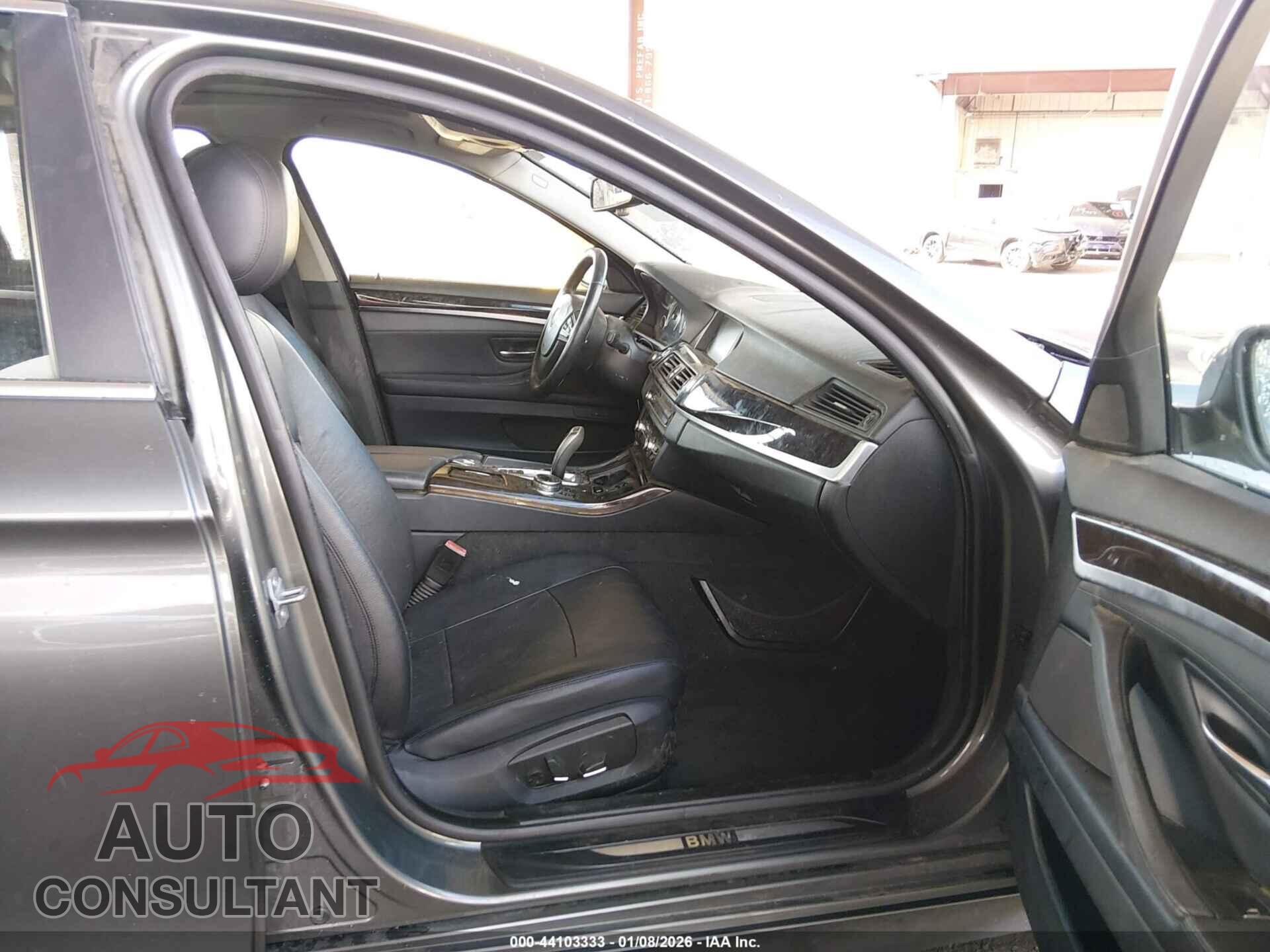 BMW 528I 2014 - WBA5A5C52ED501119