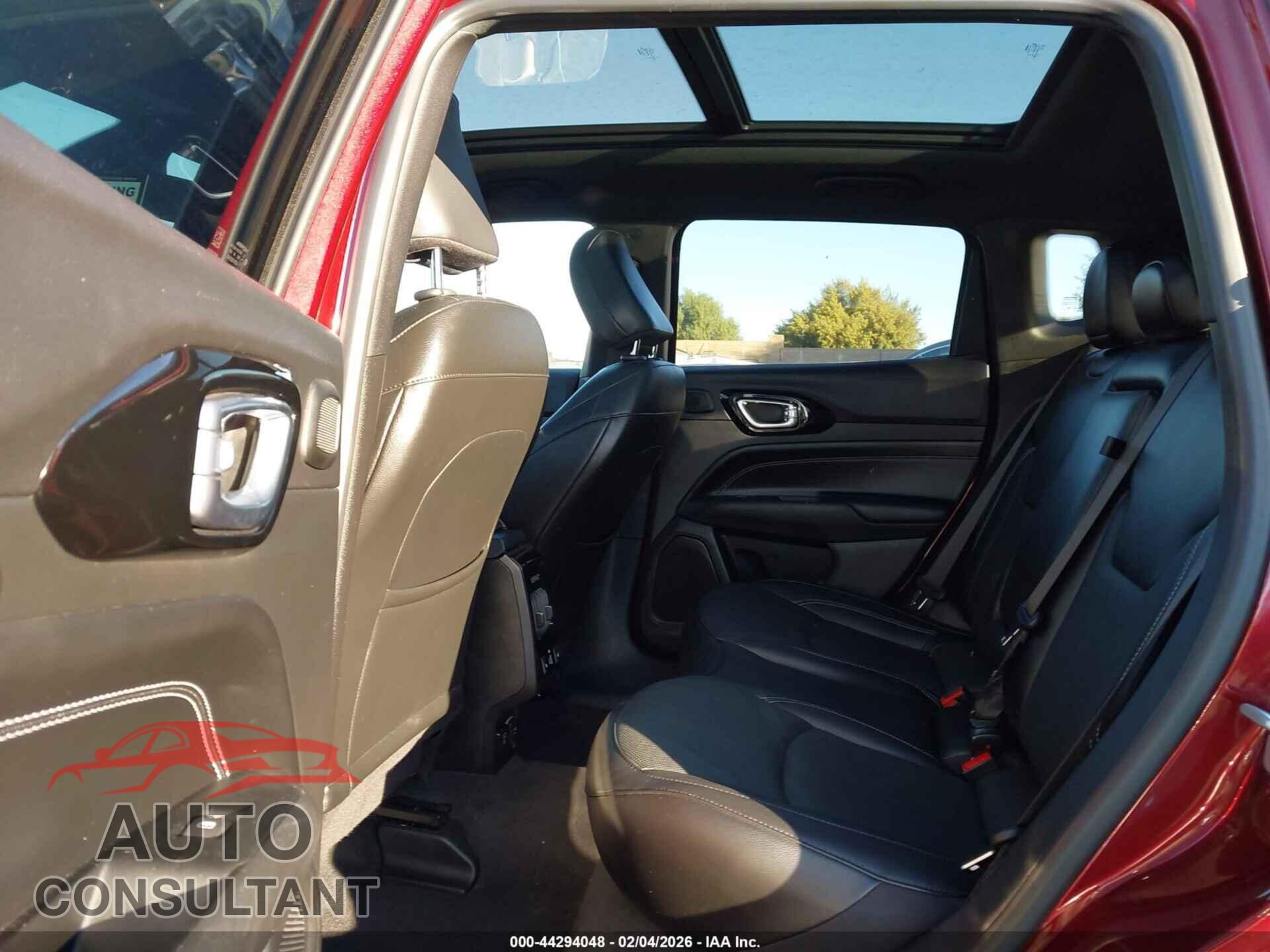 JEEP COMPASS 2022 - 3C4NJDCB5NT211647