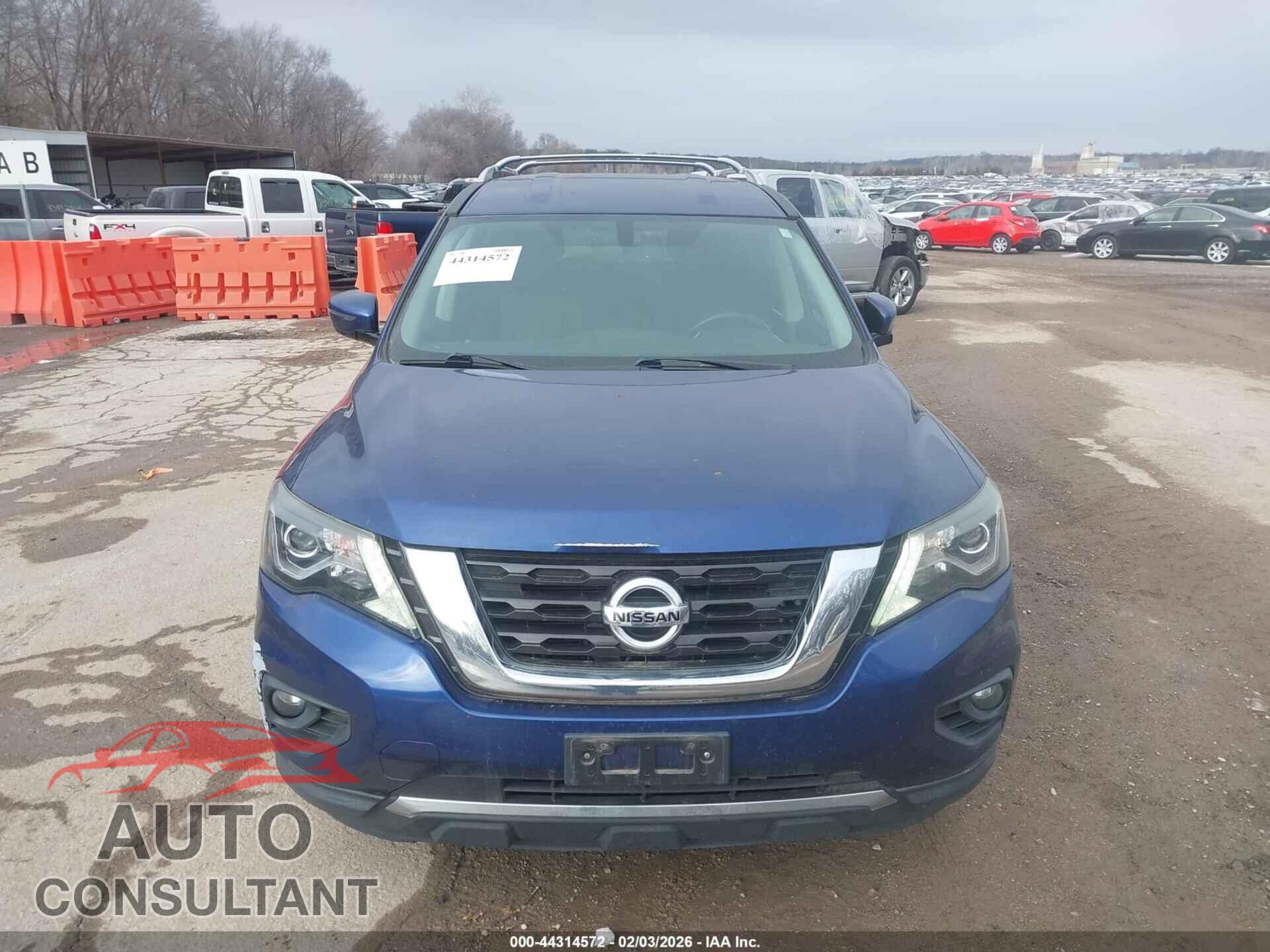 NISSAN PATHFINDER 2017 - 5N1DR2MN2HC621237