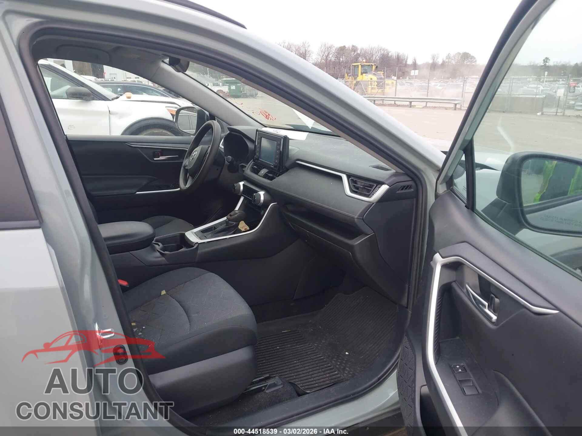 TOYOTA RAV4 2020 - 2T3W1RFV8LC083385