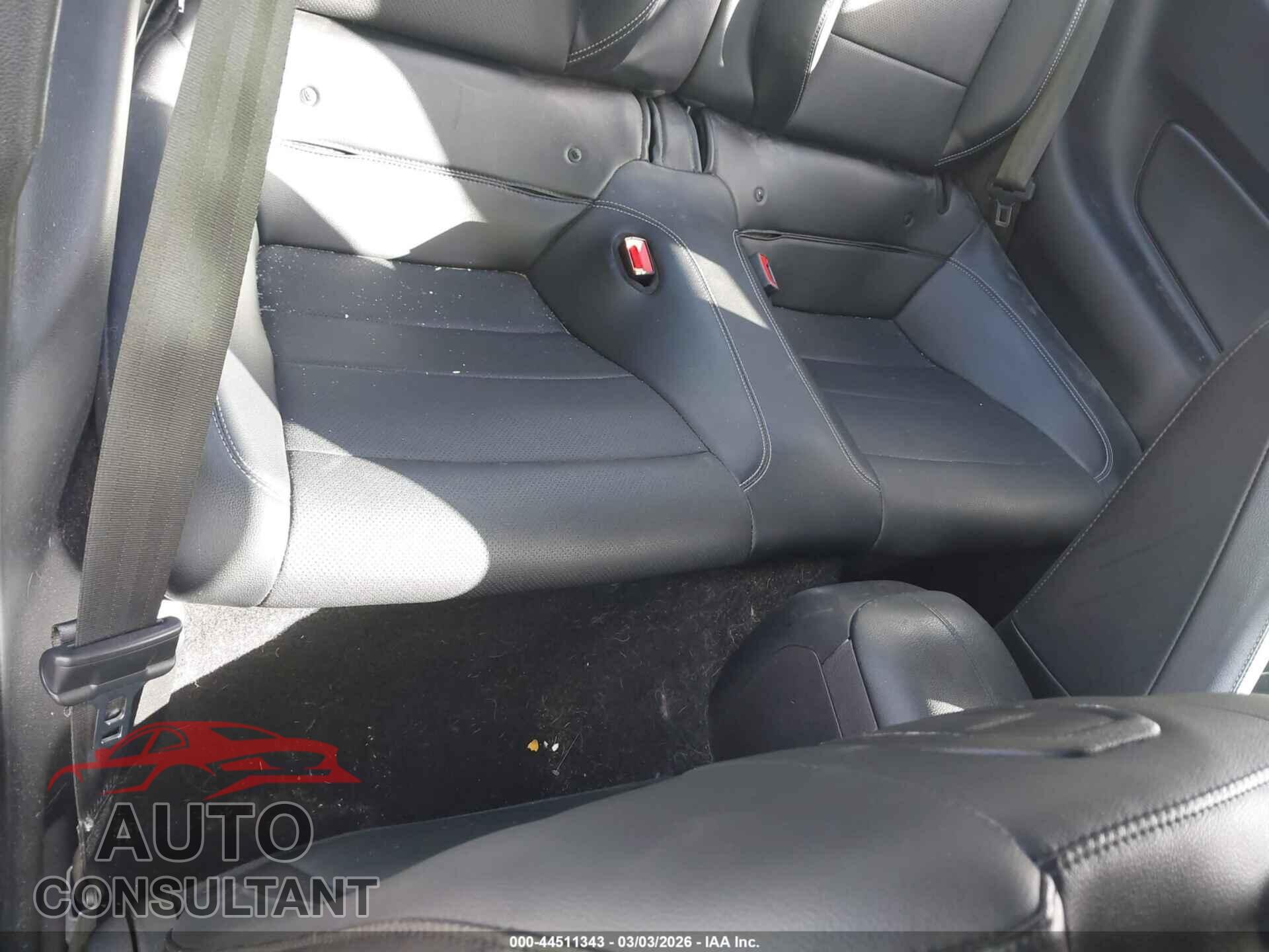 FORD MUSTANG 2019 - 1FA6P8TH2K5174184