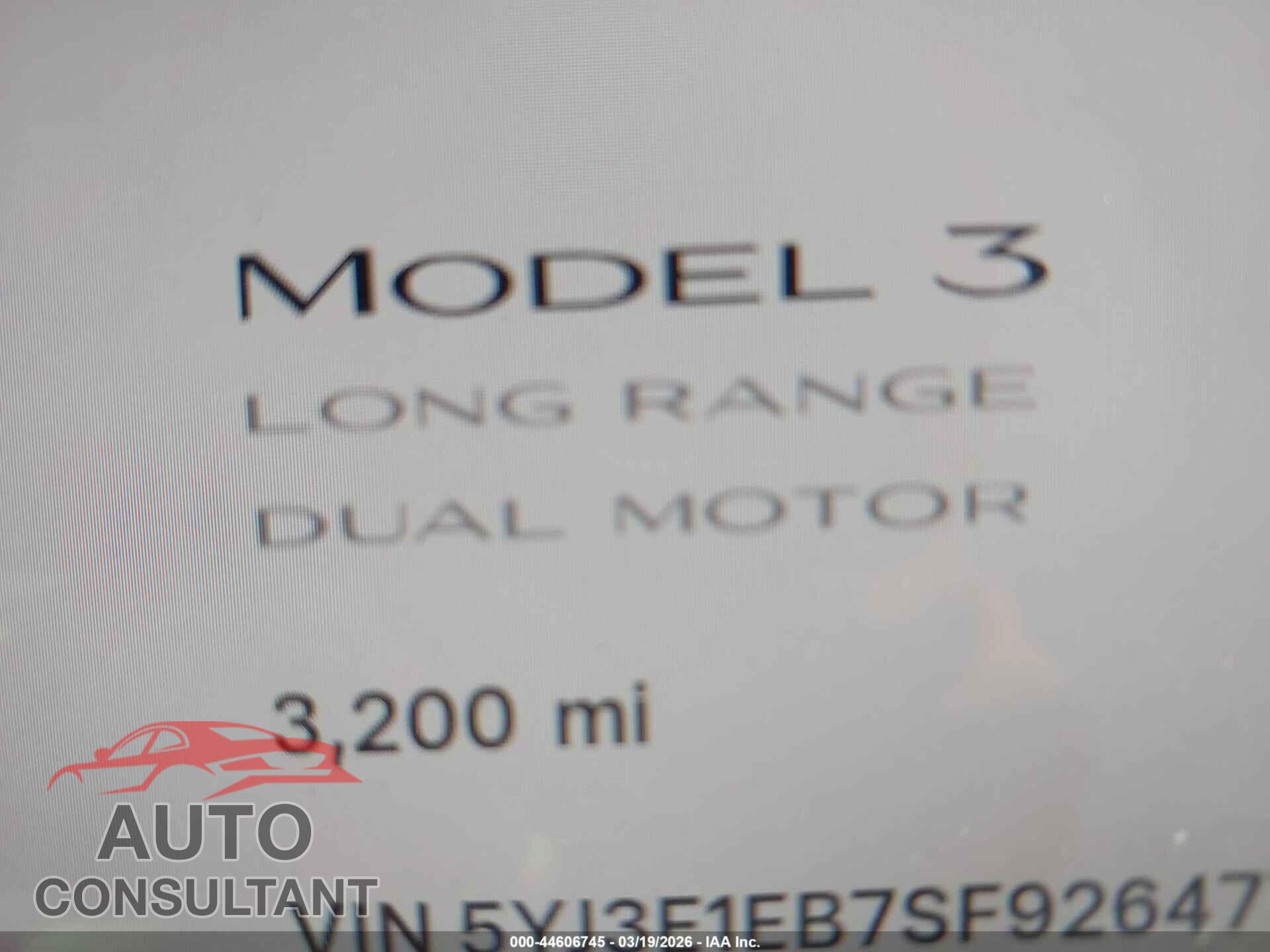 TESLA MODEL 3 2025 - 5YJ3E1EB7SF926477