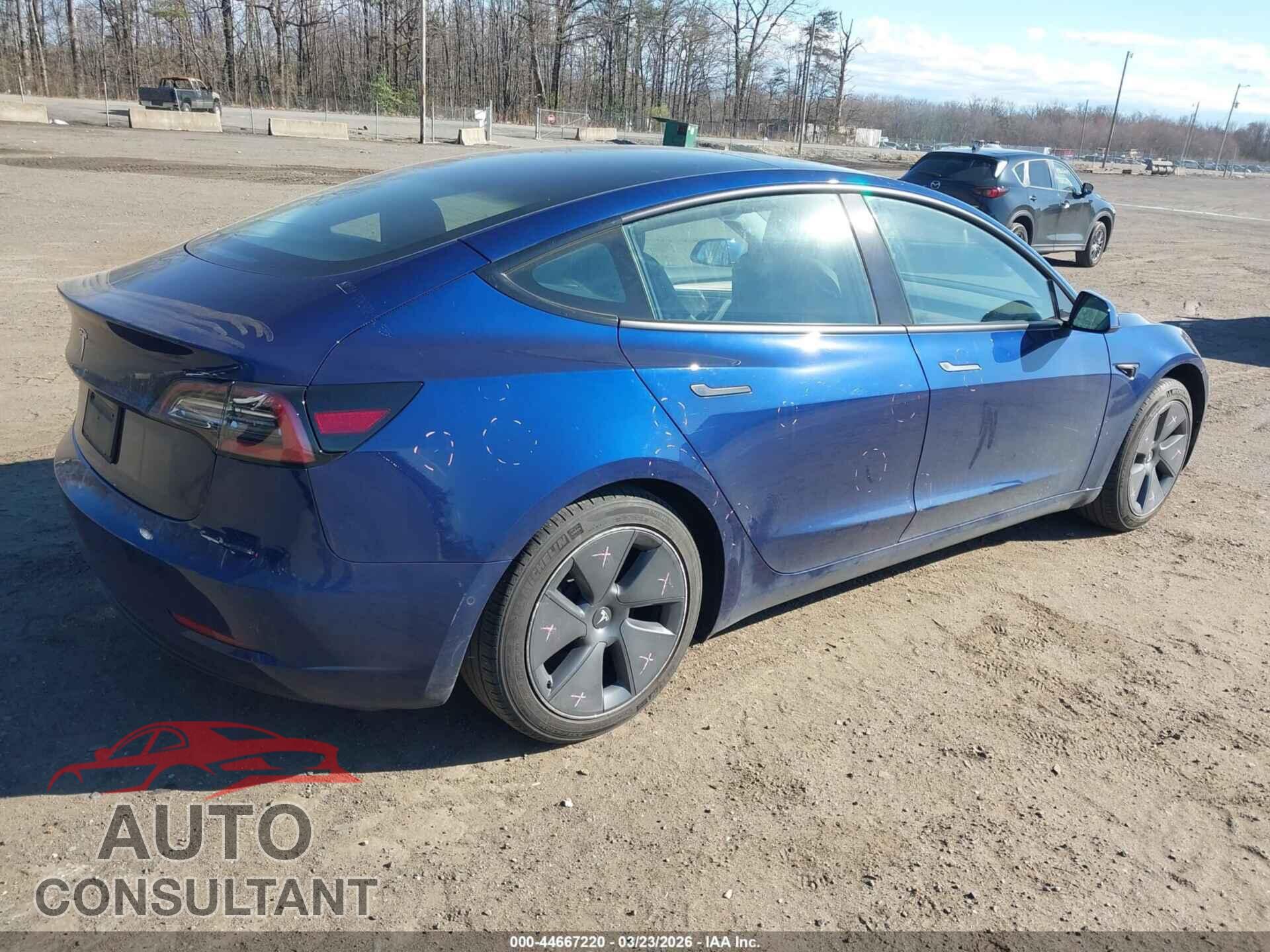 TESLA MODEL 3 2022 - 5YJ3E1EA5NF339710
