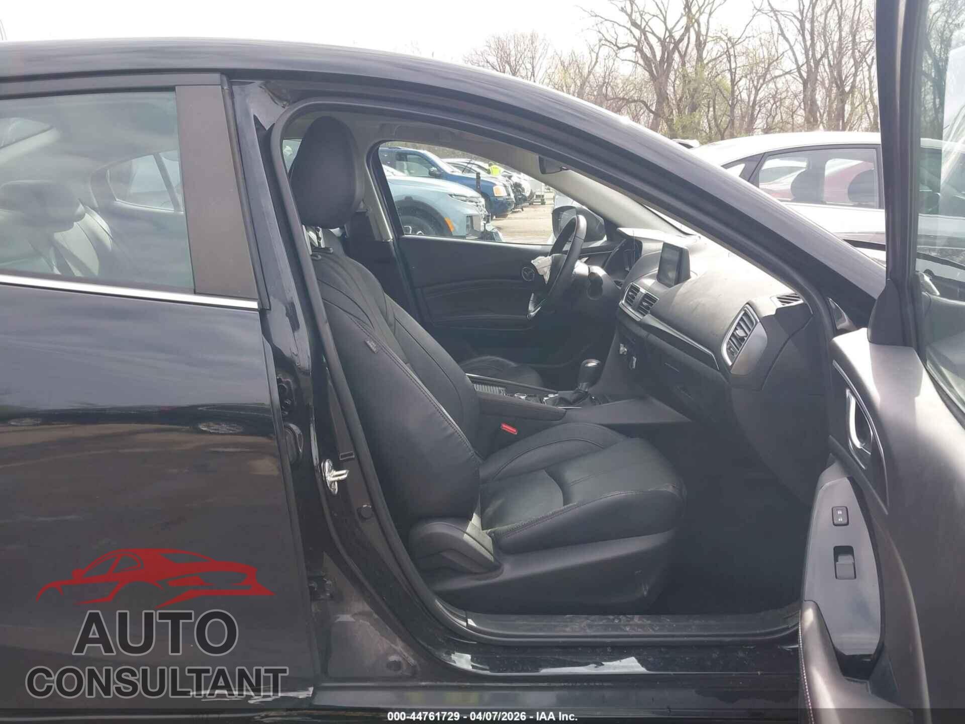 MAZDA MAZDA3 2017 - 3MZBN1W34HM134730