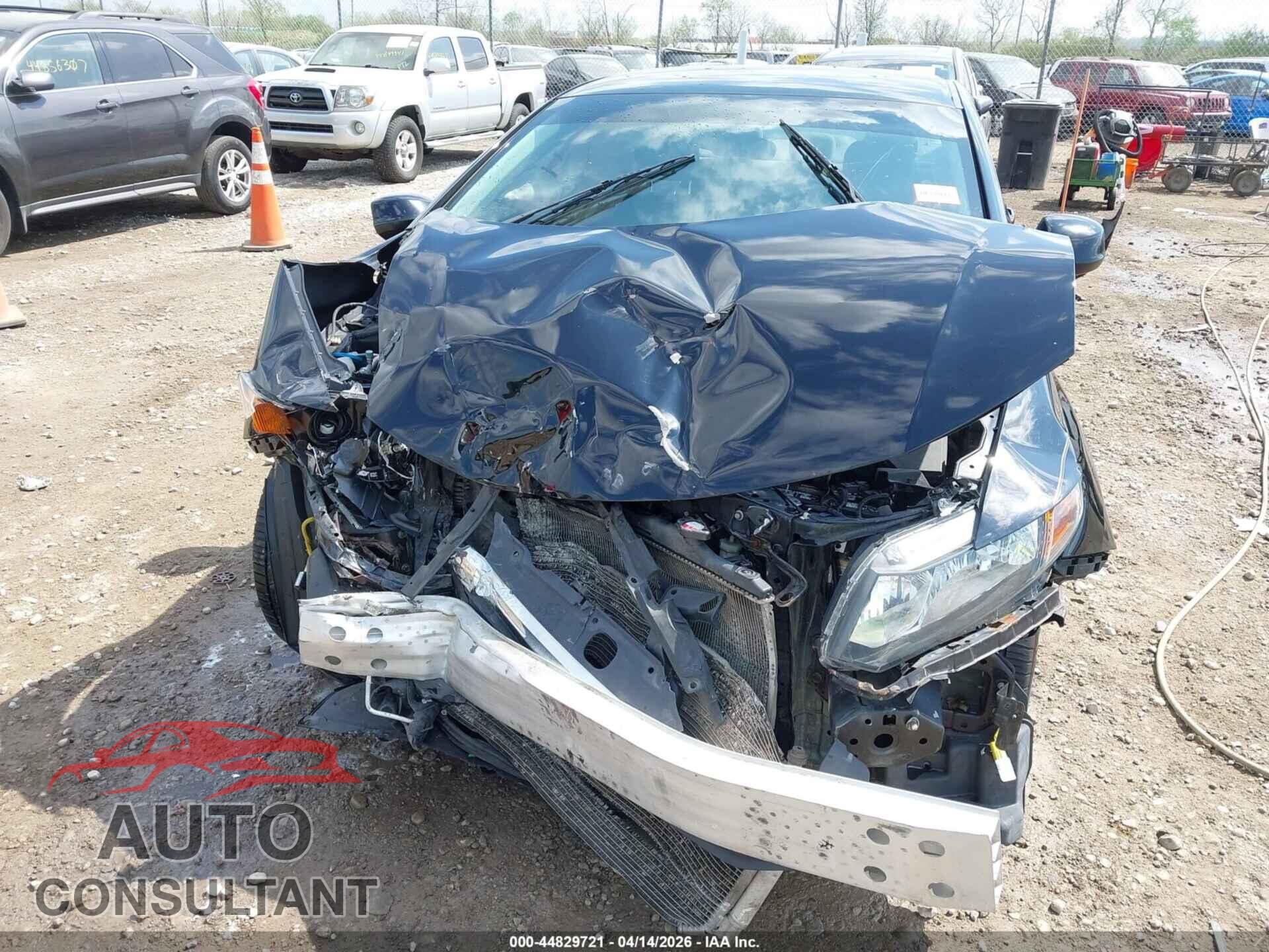 HONDA CIVIC 2012 - 2HGFB2F54CH303500