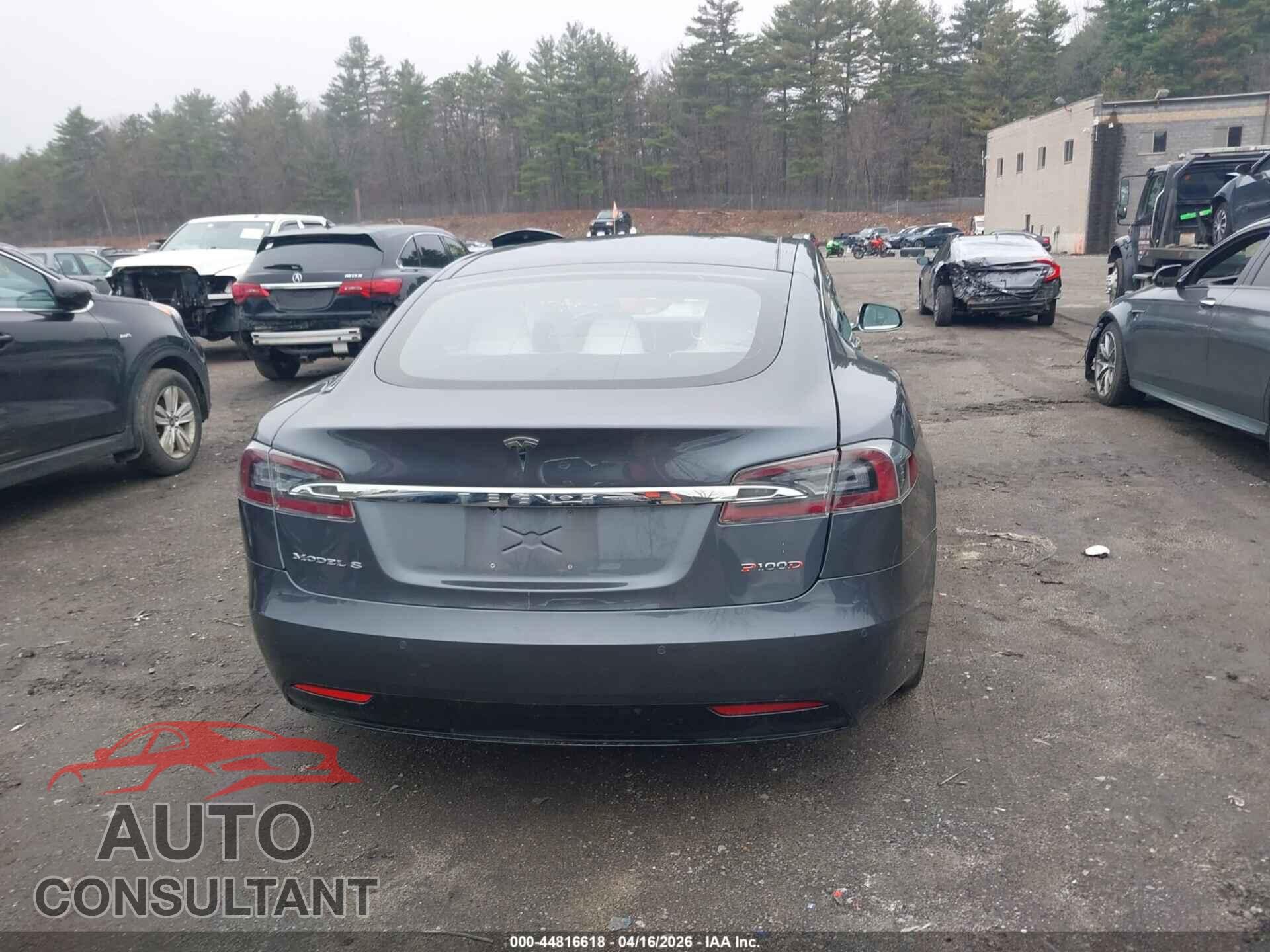 TESLA MODEL S 2018 - 5YJSA1E40JF293215
