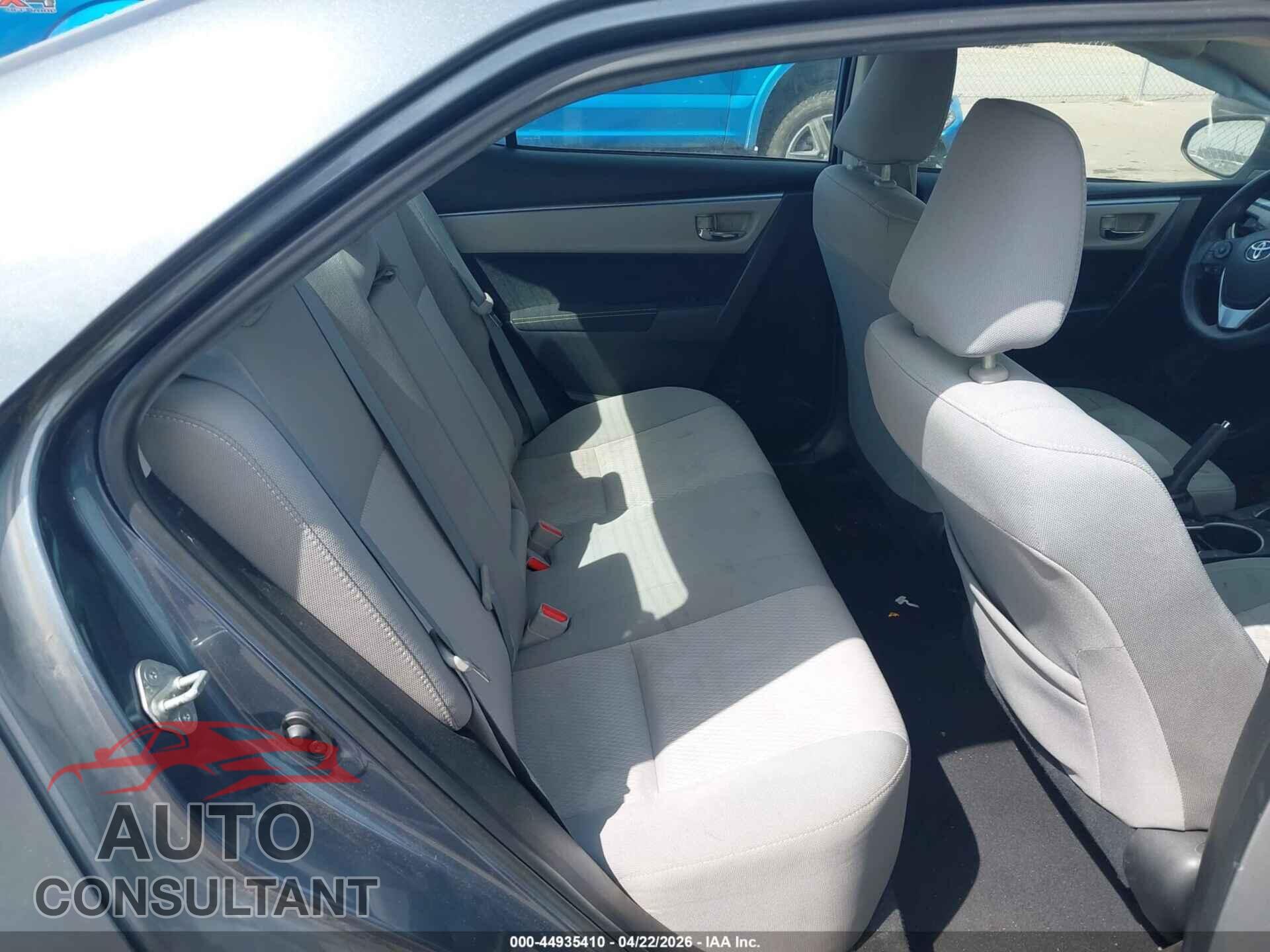TOYOTA COROLLA 2015 - 2T1BPRHE5FC276536