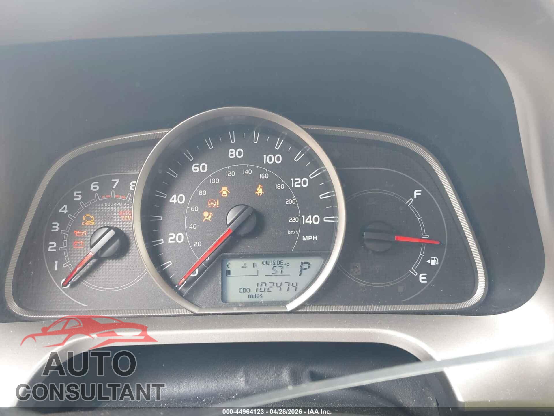 TOYOTA RAV4 2015 - JTMRFREV6FJ024806