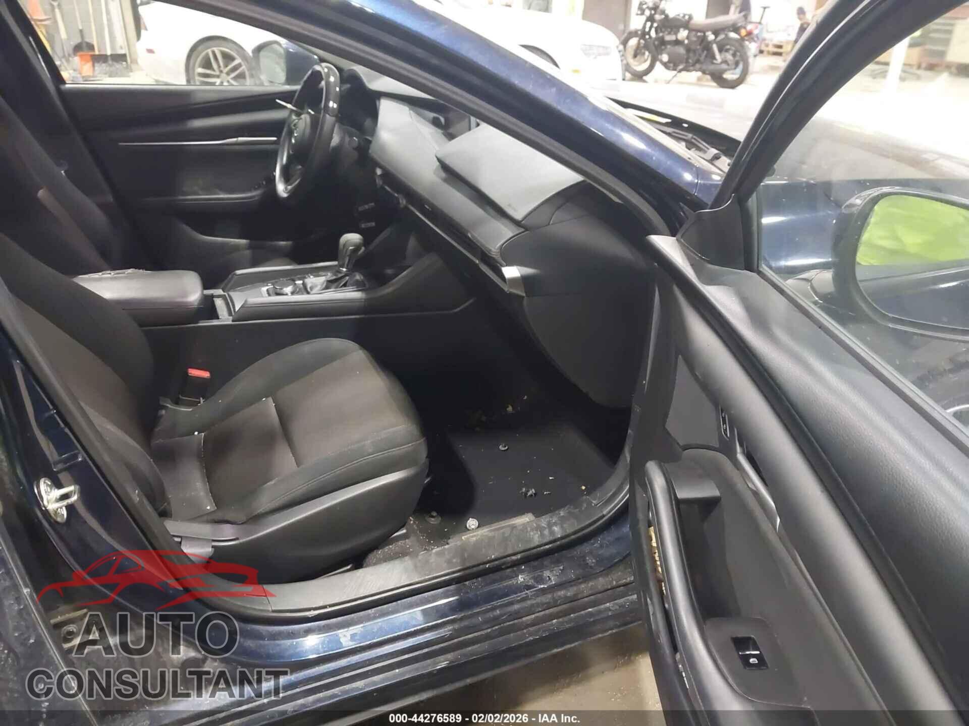 MAZDA MAZDA3 2019 - 3MZBPABL5KM111321
