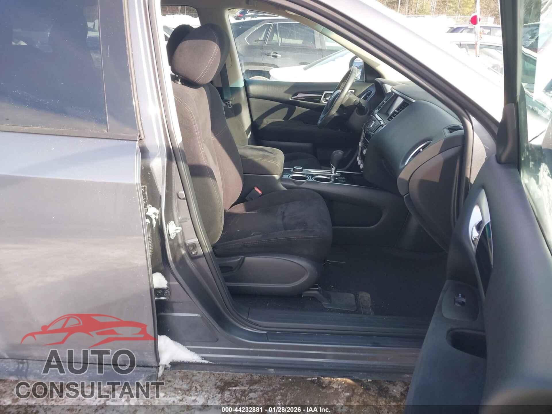 NISSAN PATHFINDER 2015 - 5N1AR2MM2FC653029