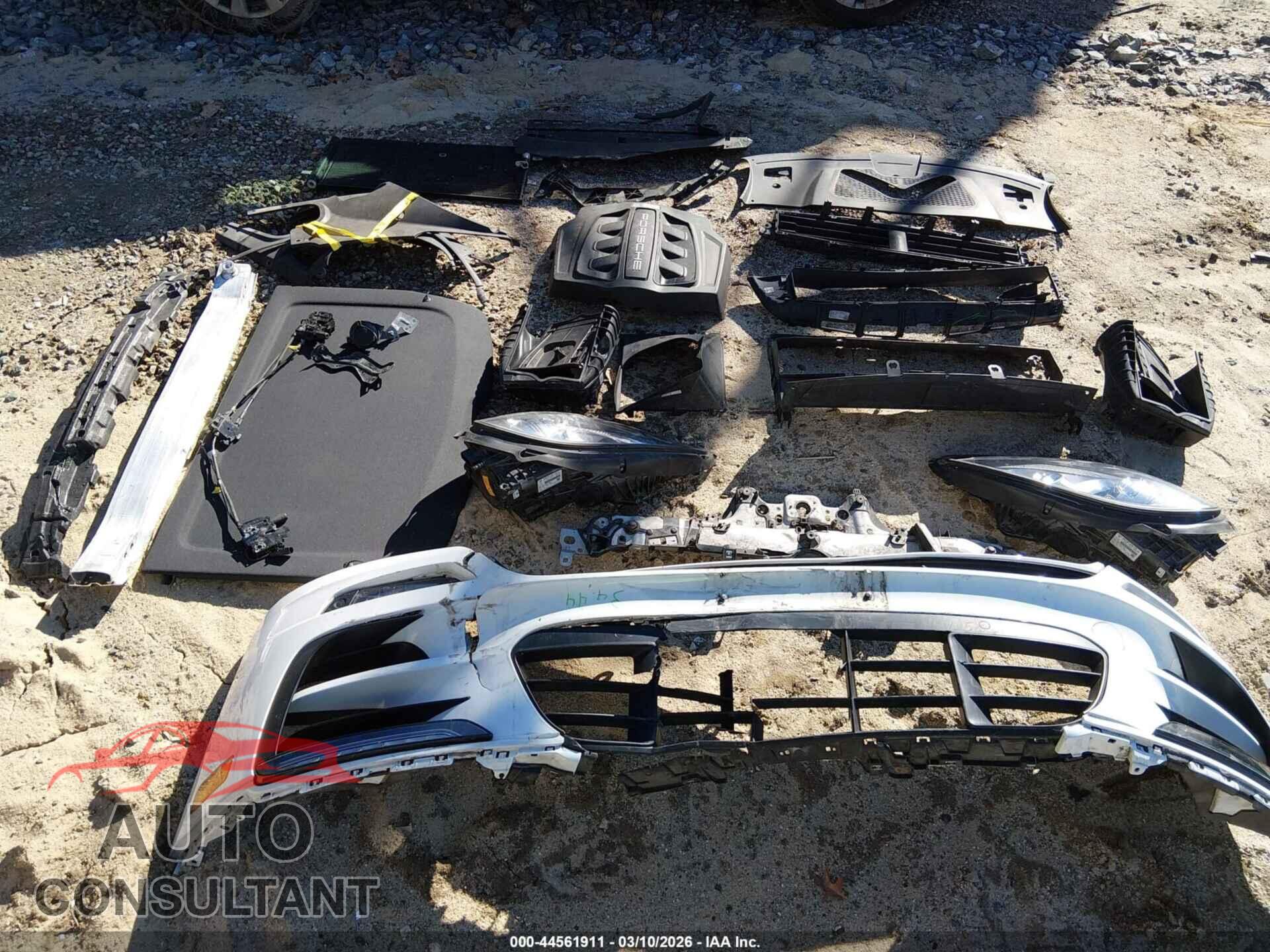 PORSCHE MACAN 2015 - WP1AB2A53FLB72534