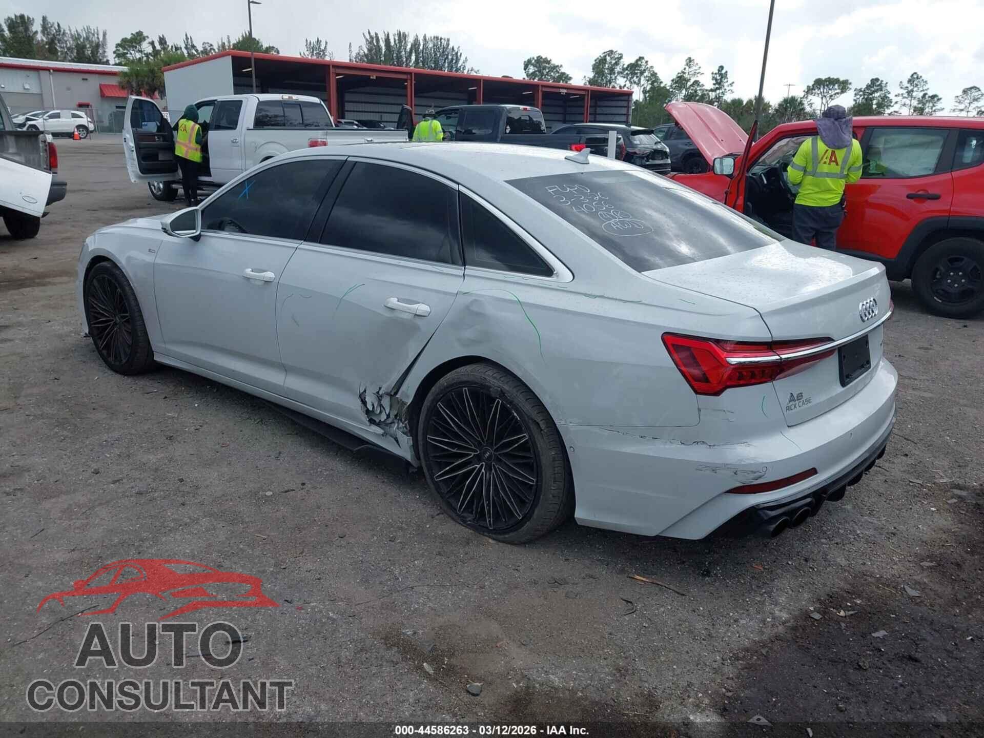 AUDI A6 2019 - WAUL2AF29KN074056