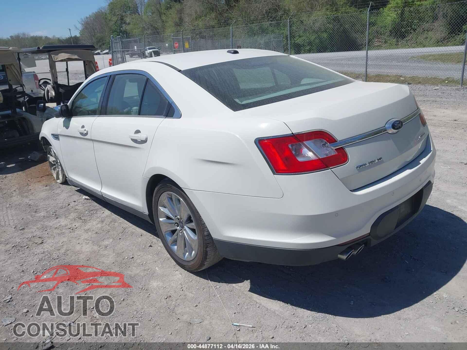 FORD TAURUS 2010 - 1FAHP2FW4AG161908