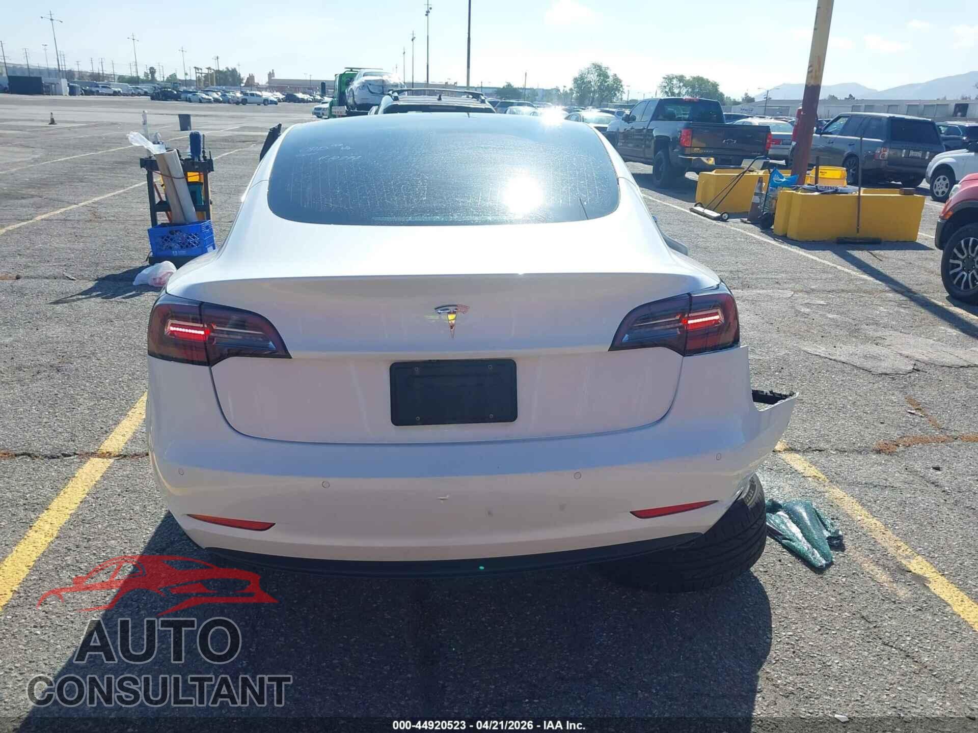 TESLA MODEL 3 2019 - 5YJ3E1EA7KF397152
