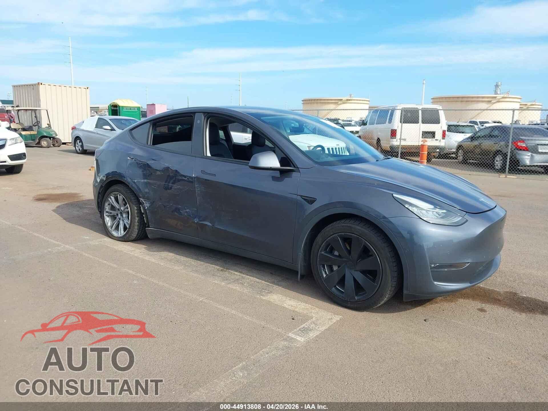 TESLA MODEL Y 2022 - 7SAYGAEEXNF366830