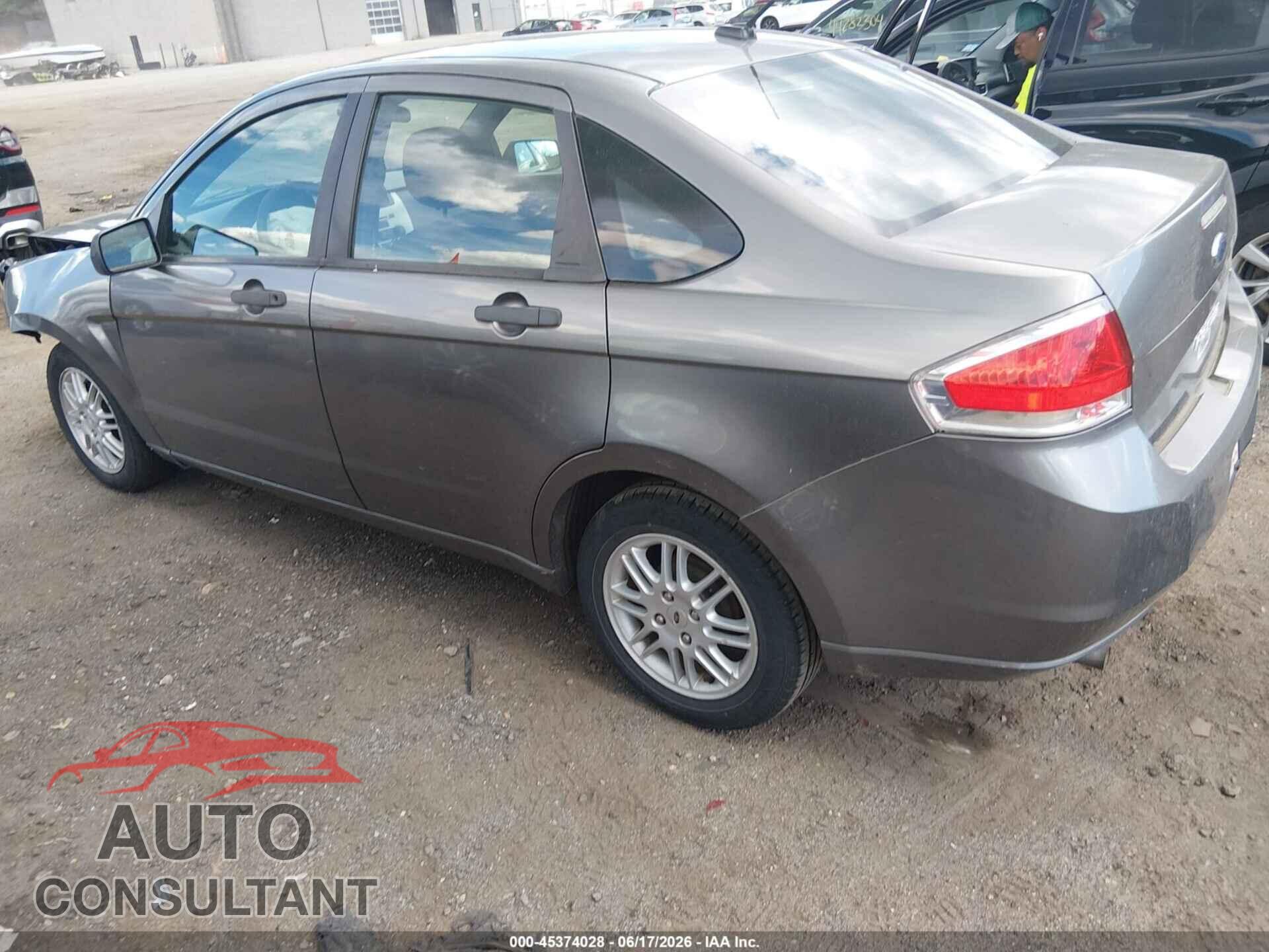 FORD FOCUS 2011 - 1FAHP3FN7BW100105