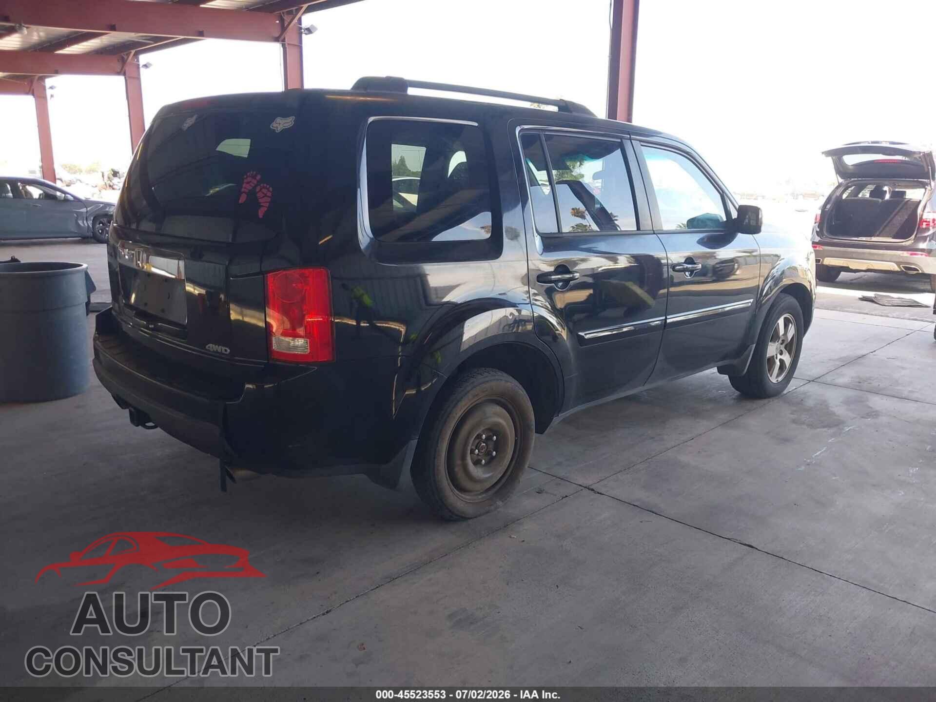 HONDA PILOT 2011 - 5FNYF4H44BB017470