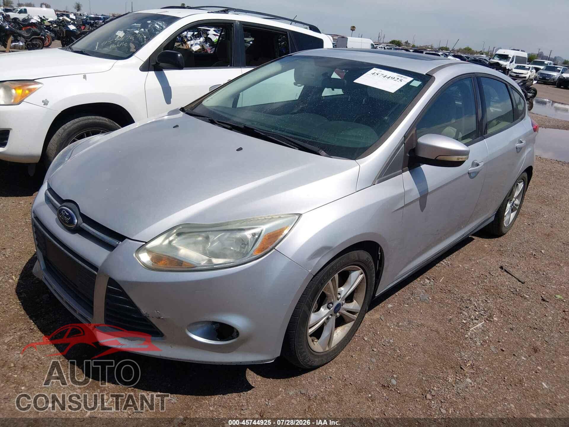 FORD FOCUS 2014 - 1FADP3K26EL410178