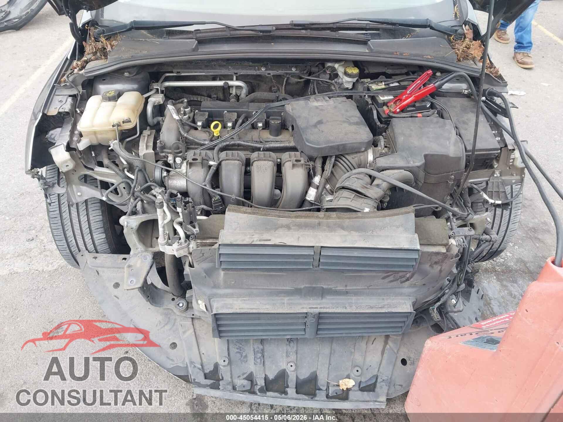 FORD FOCUS 2016 - 1FADP3F28GL315702
