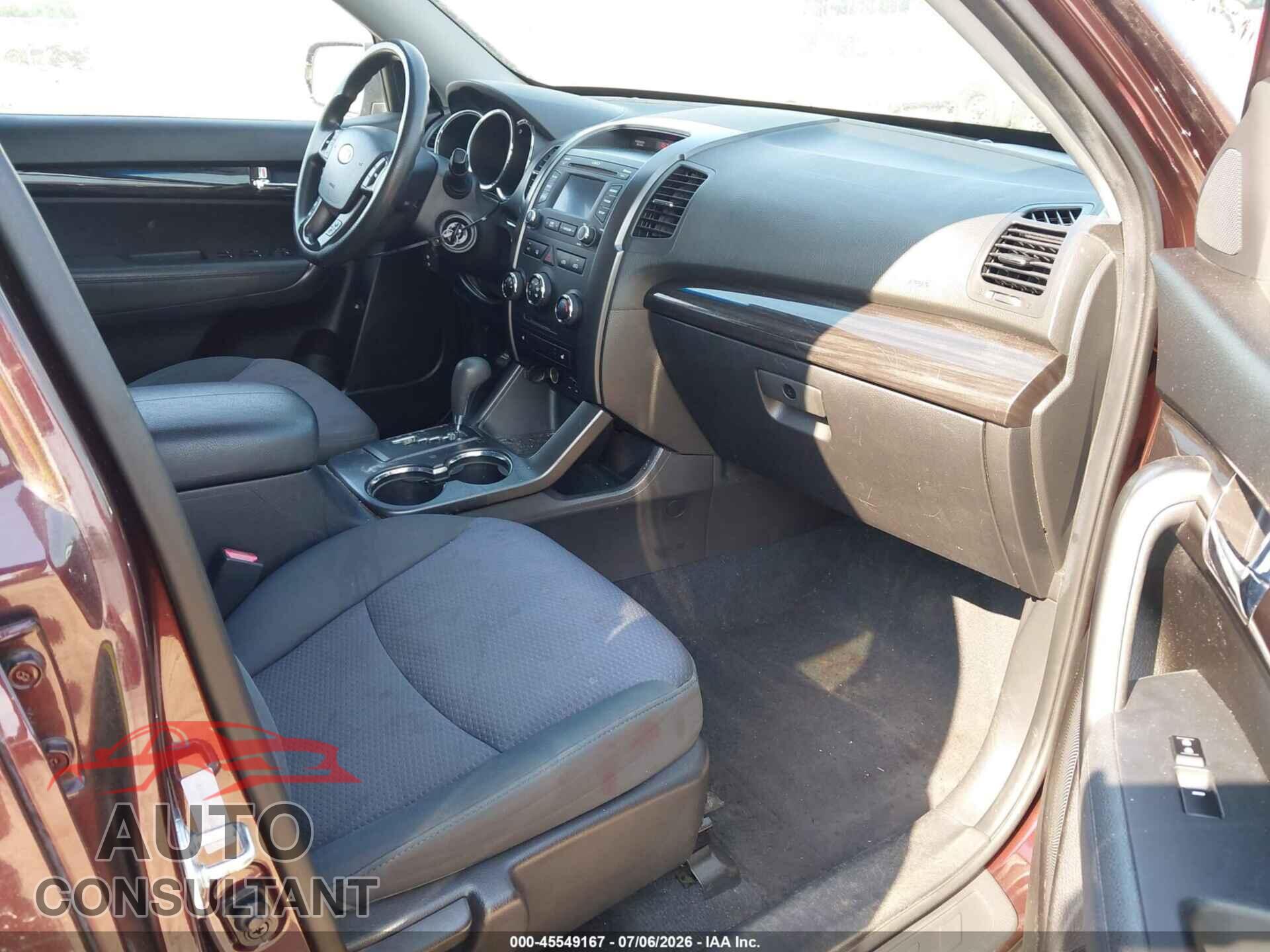 KIA SORENTO 2013 - 5XYKT4A68DG324355