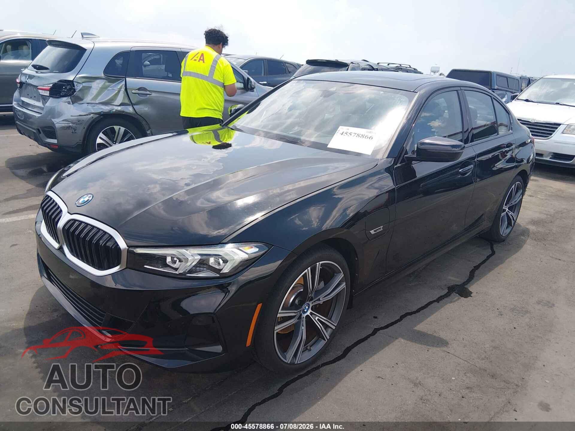 BMW 330E 2023 - 3MW39FF09P8D05894