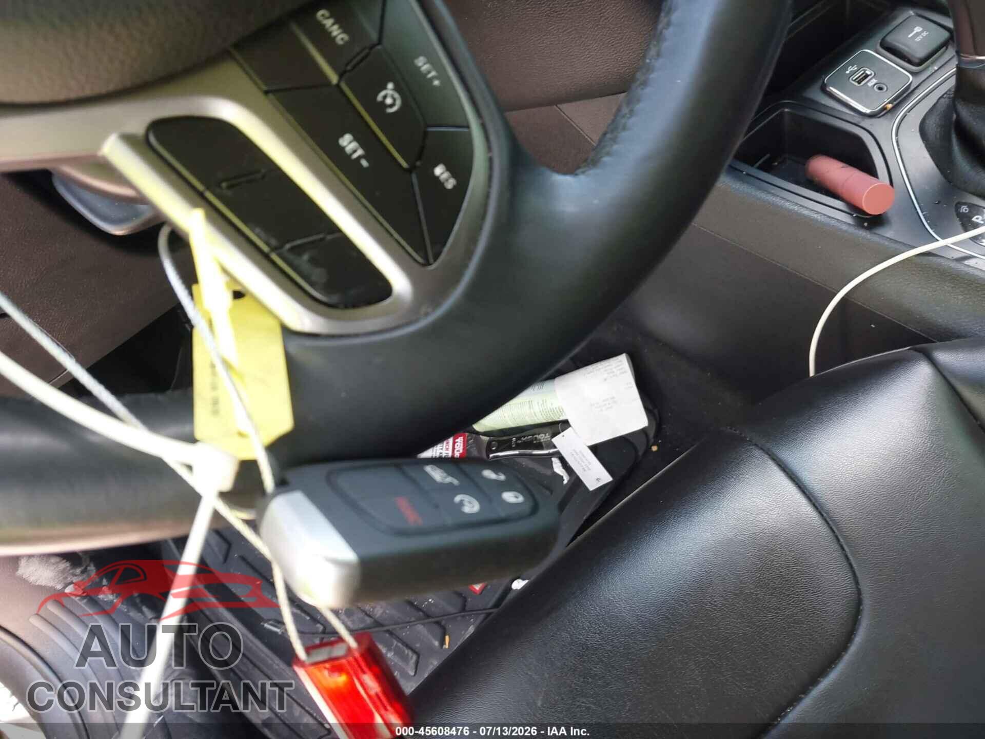 JEEP CHEROKEE 2019 - 1C4PJLLB1KD275365