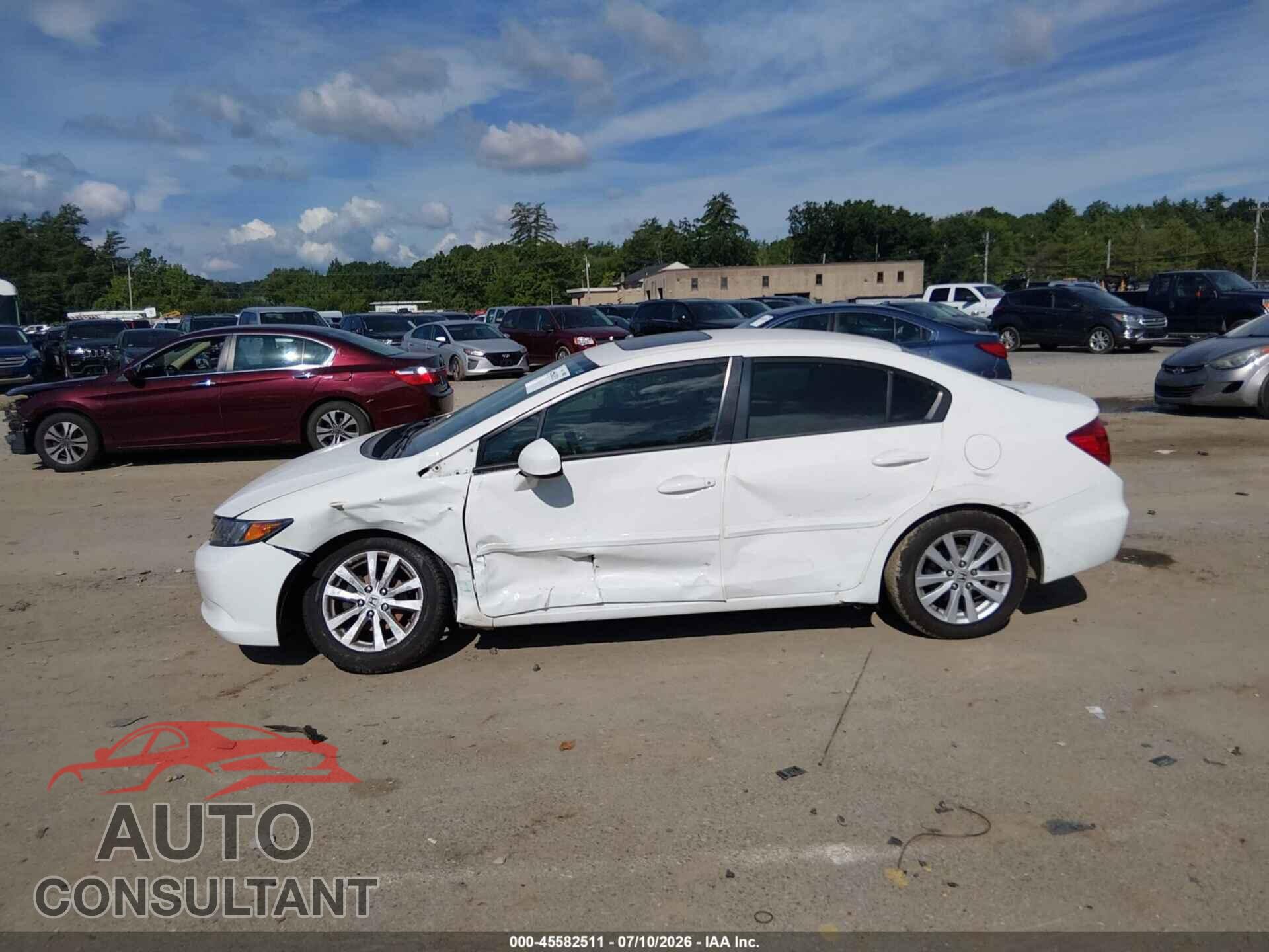 HONDA CIVIC 2012 - 2HGFB2F90CH556543