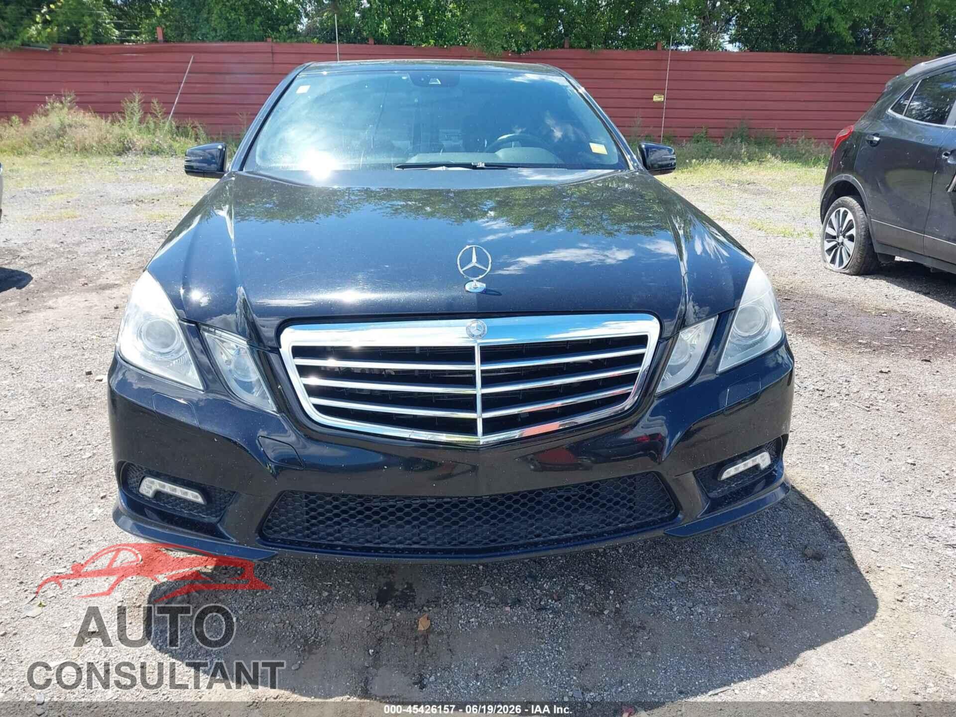MERCEDES-BENZ E 550 2010 - WDDHF7CB2AA120536