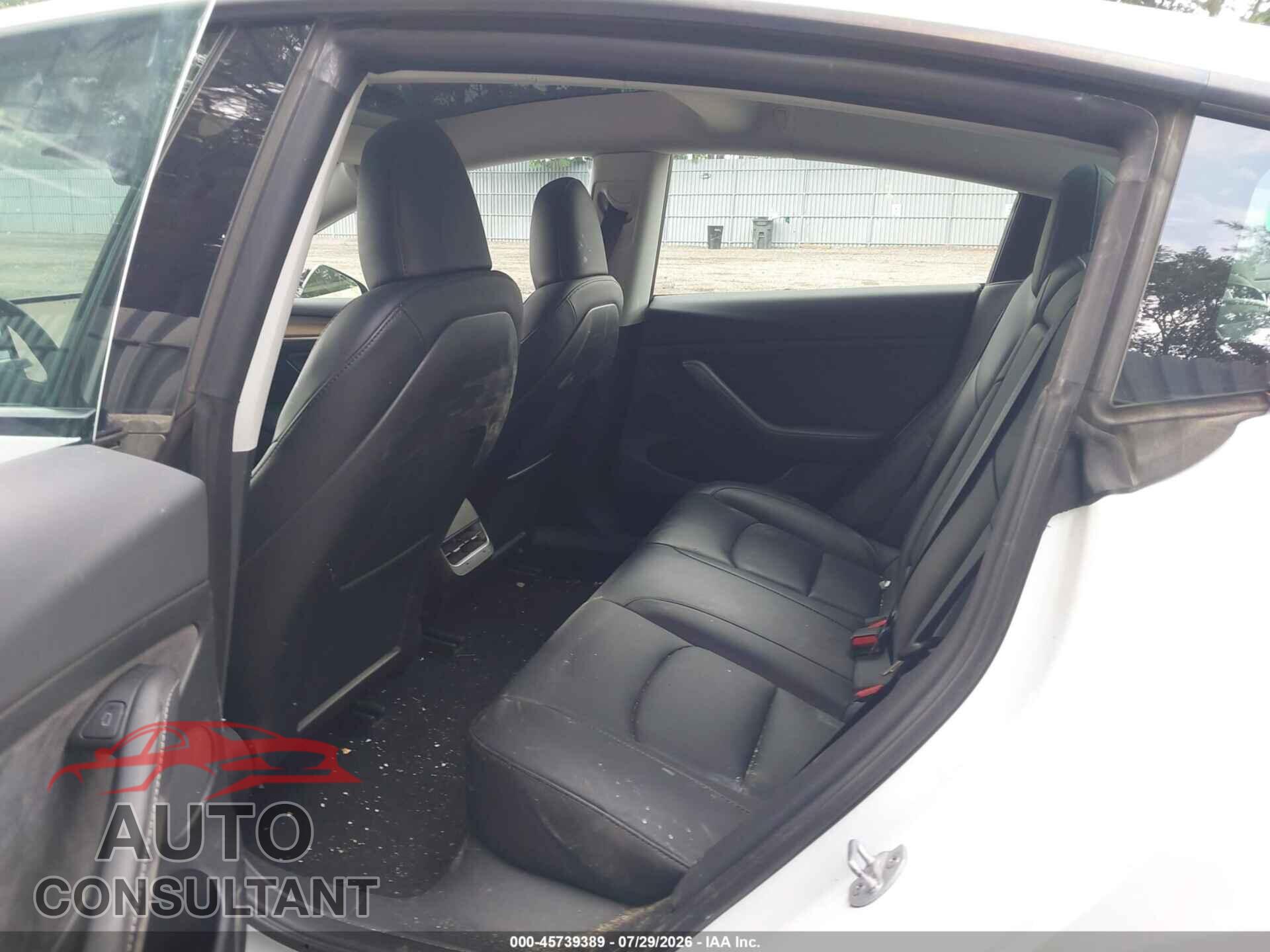 TESLA MODEL 3 2023 - 5YJ3E1EA2PF499384