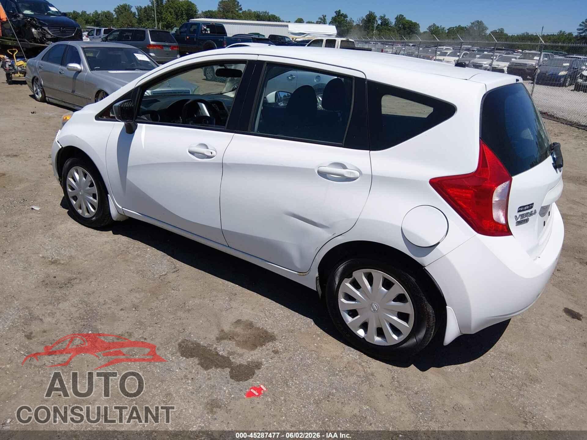 NISSAN VERSA NOTE 2015 - 3N1CE2CP0FL434615