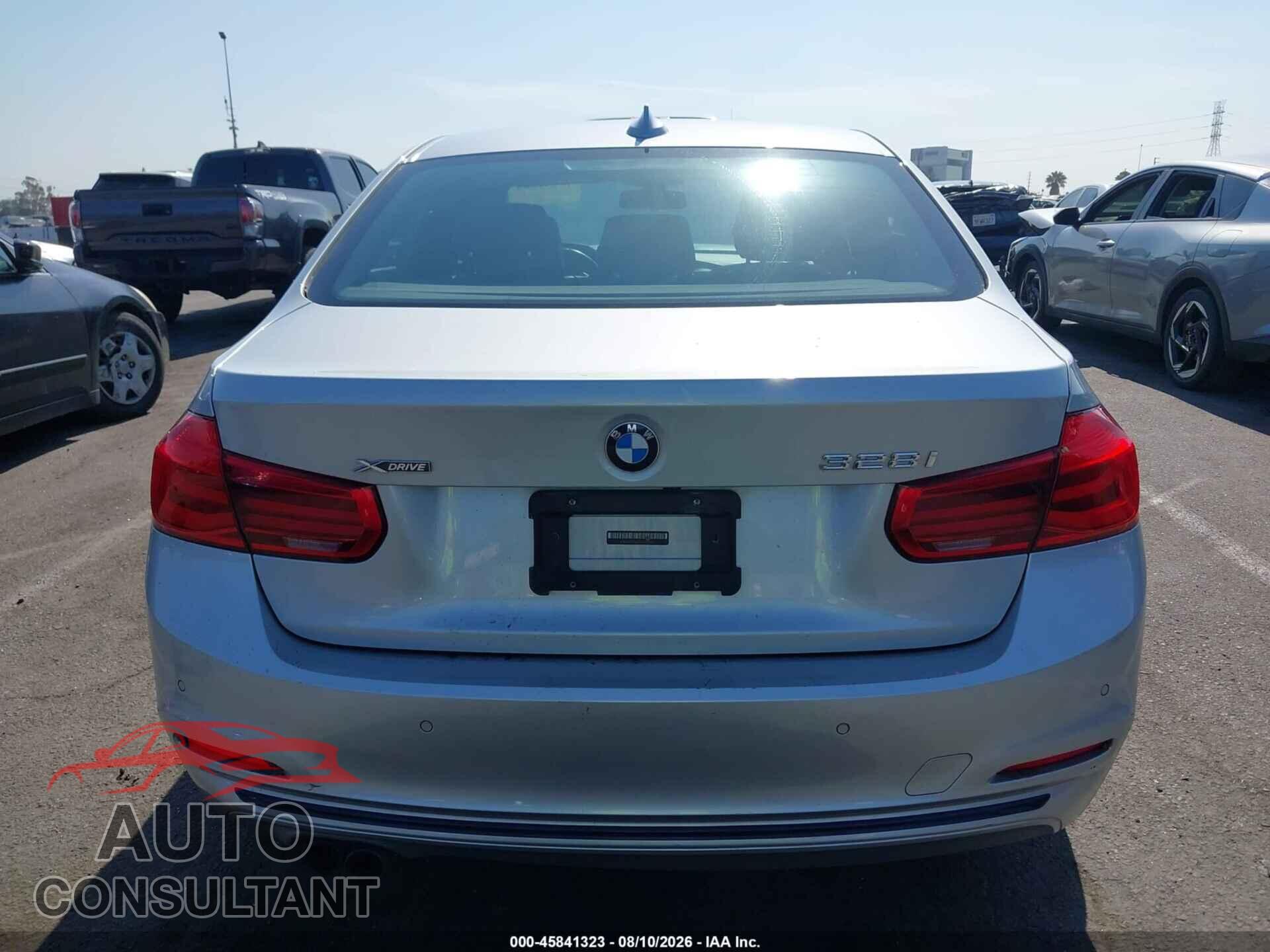 BMW 328I 2016 - WBA8E3G57GNU04852