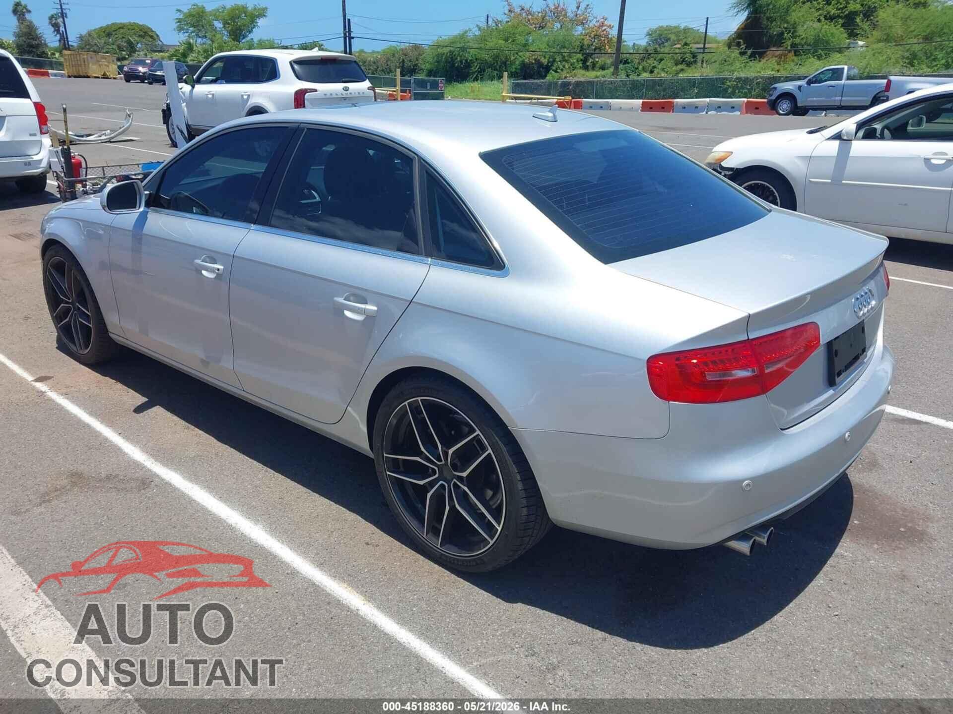 AUDI A4 2013 - WAUFFAFL0DN048264