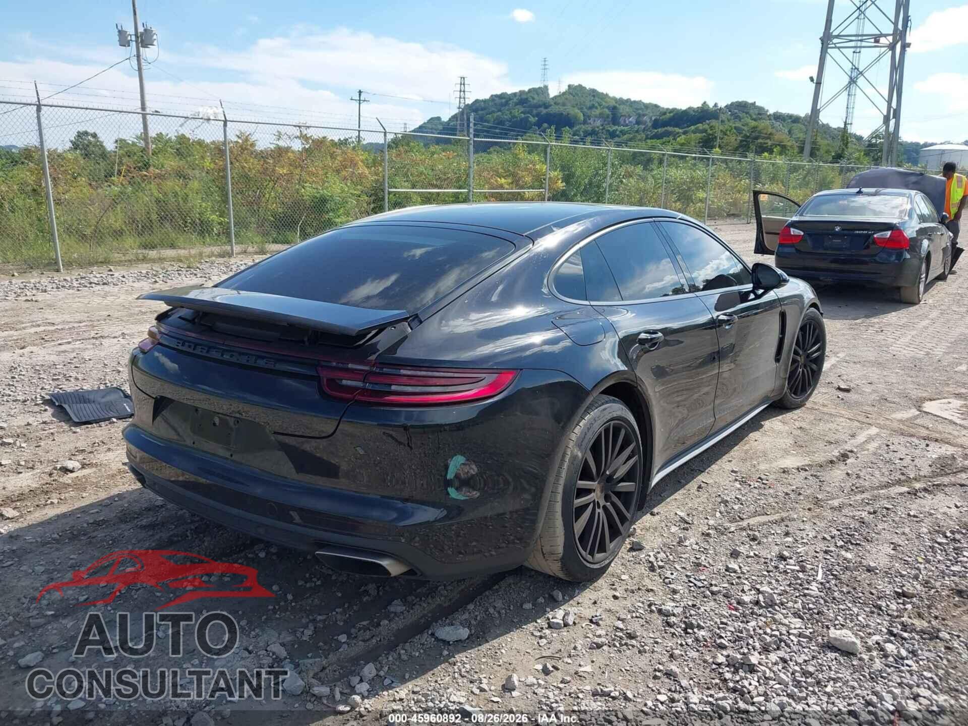 PORSCHE PANAMERA 2018 - WP0AA2A79JL110036