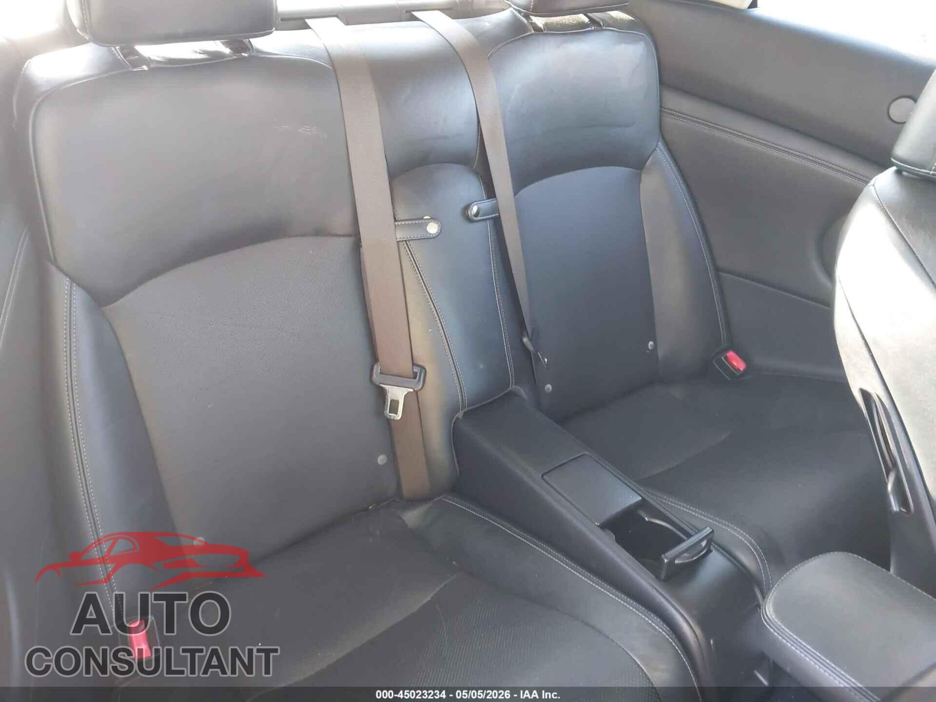 LEXUS IS 250C 2011 - JTHFF2C23B2519356