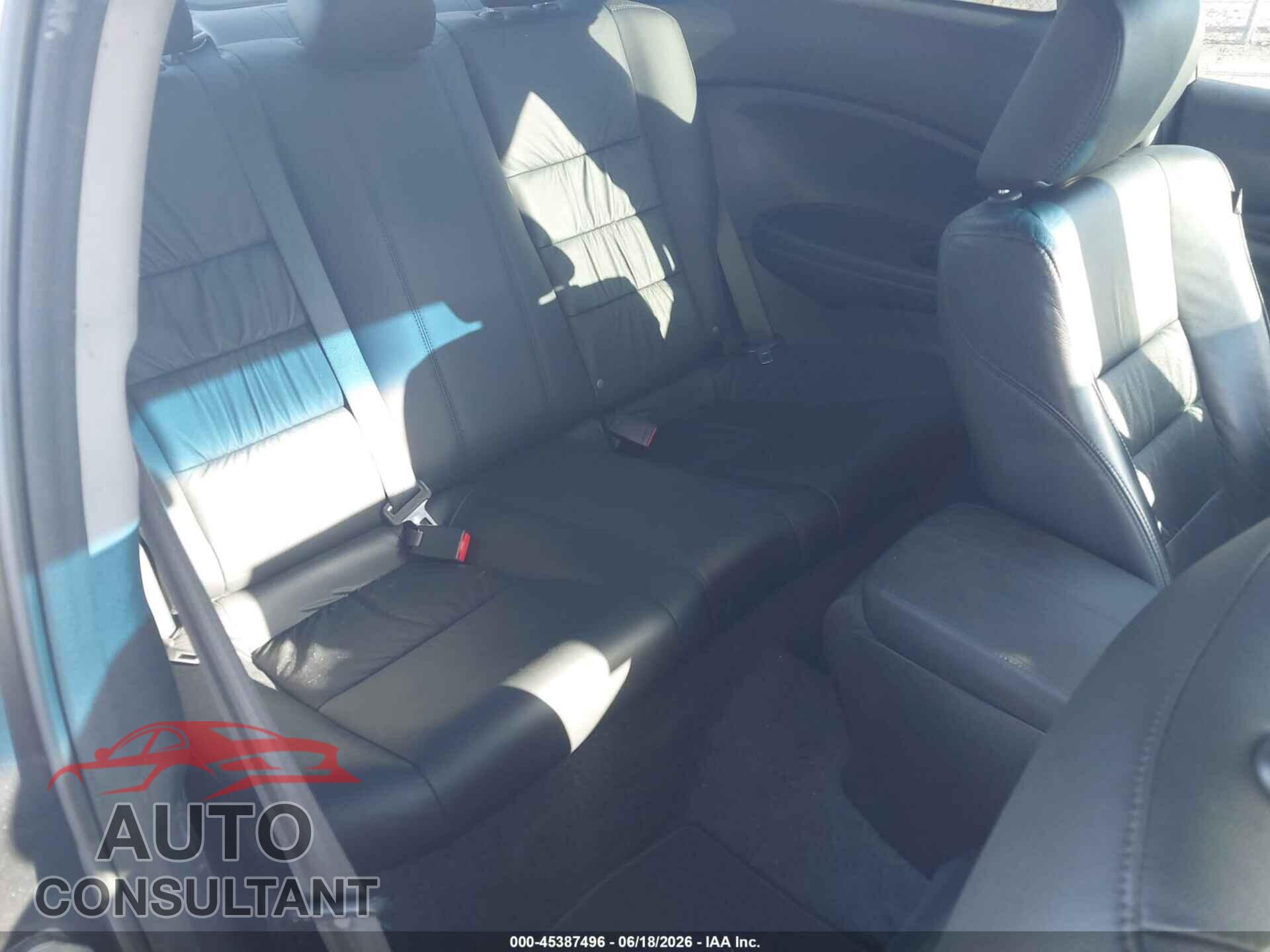 HONDA ACCORD 2011 - 1HGCS2A85BA006575