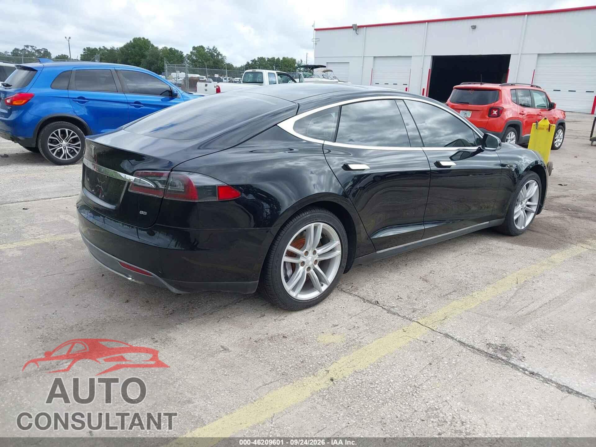 TESLA MODEL S 2013 - 5YJSA1CGXDFP13175