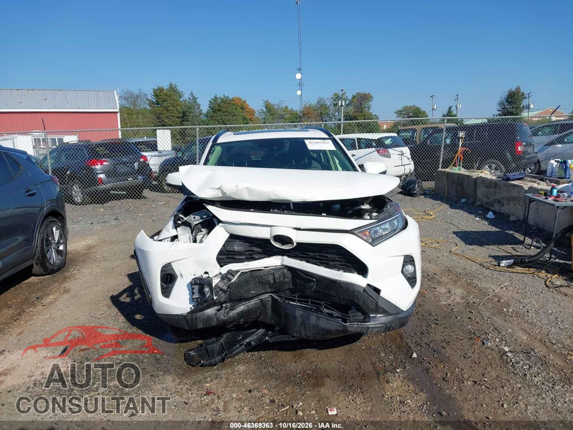 TOYOTA RAV4 2020 - JTMP1RFV9LD529821