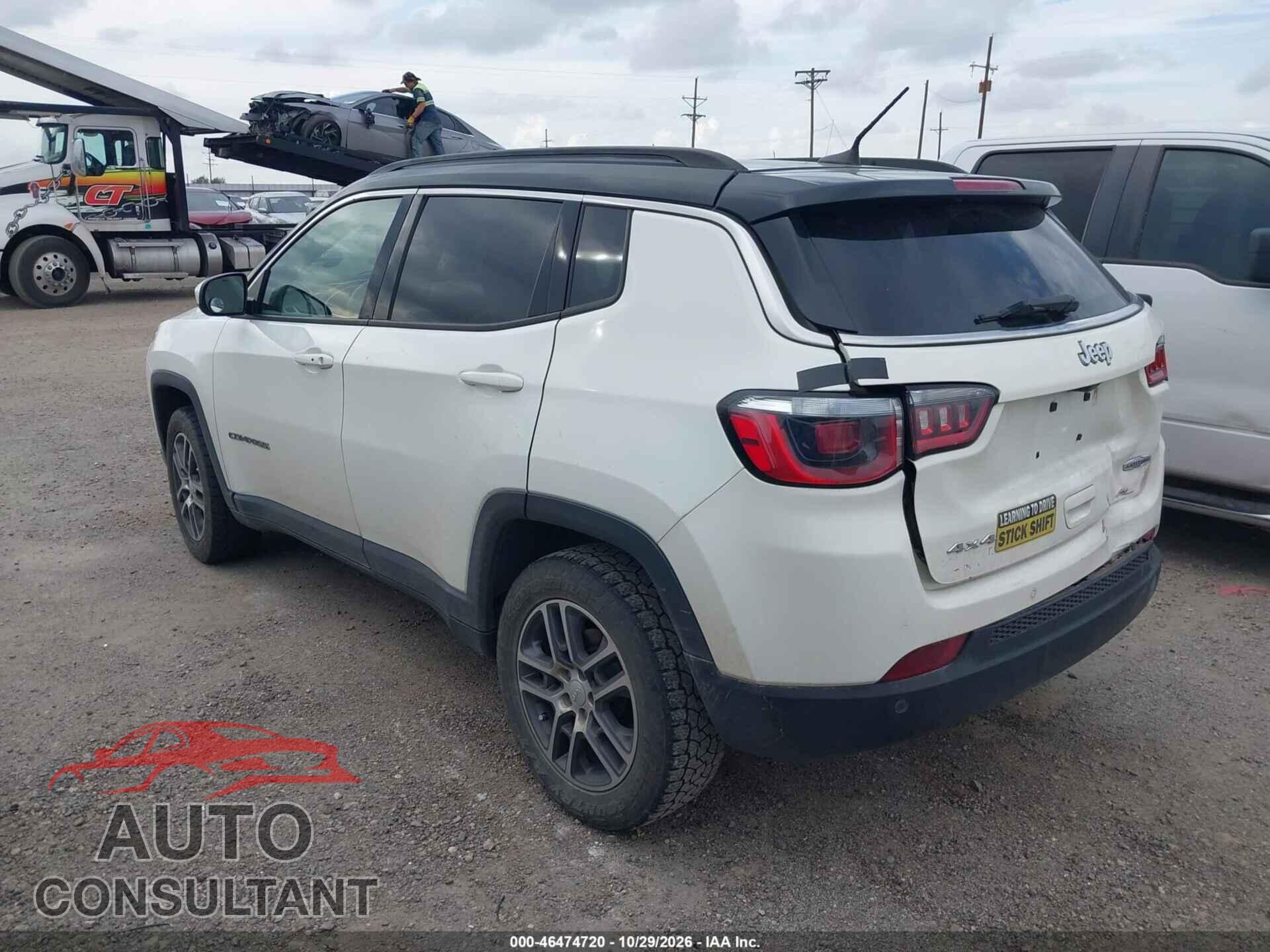 JEEP COMPASS 2018 - 3C4NJDBB6JT147100