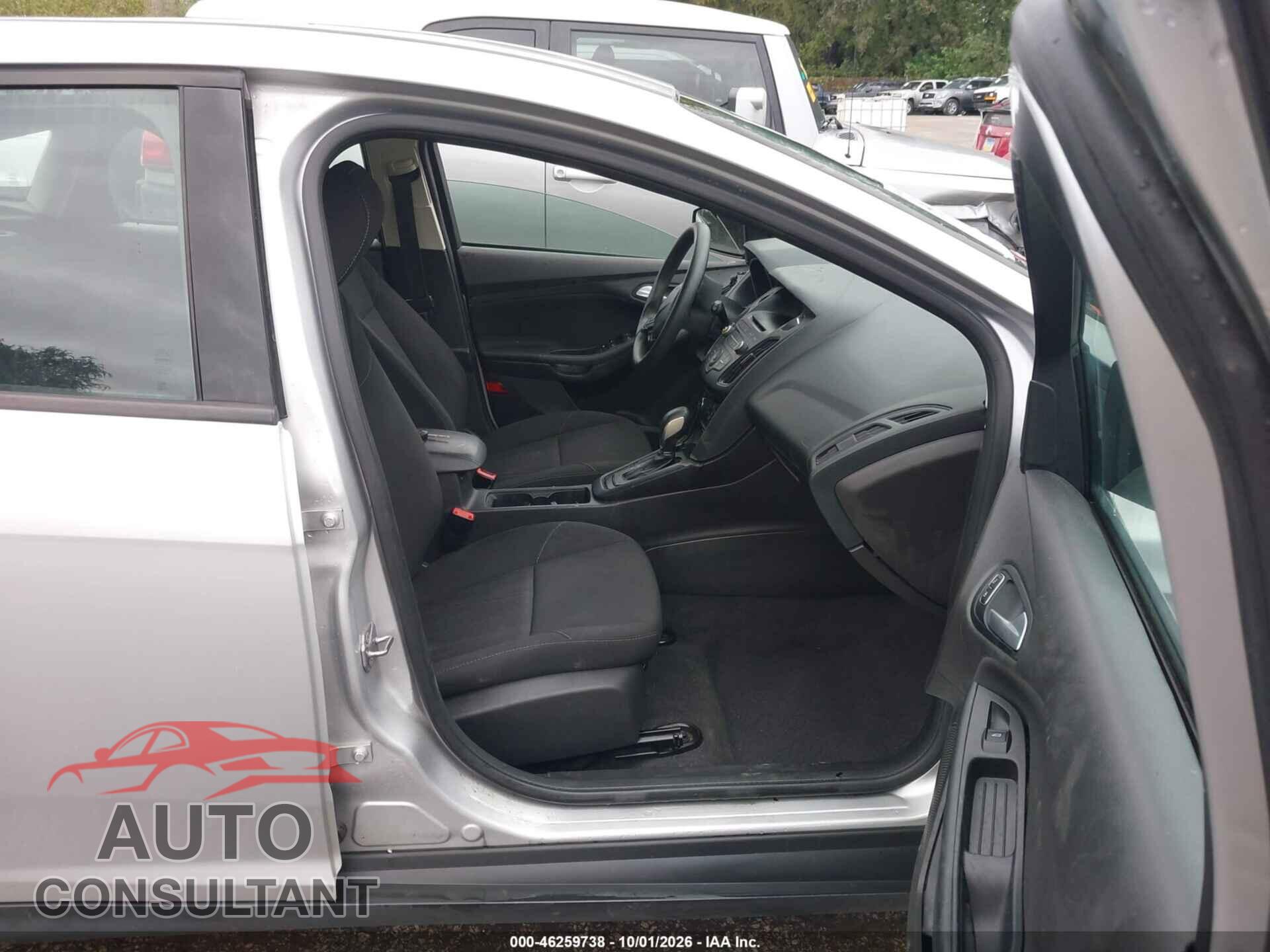 FORD FOCUS 2017 - 1FADP3K2XHL215561