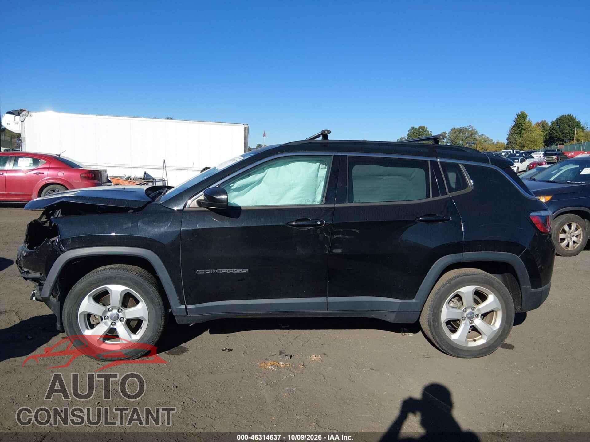 JEEP COMPASS 2018 - 3C4NJDBB0JT342478