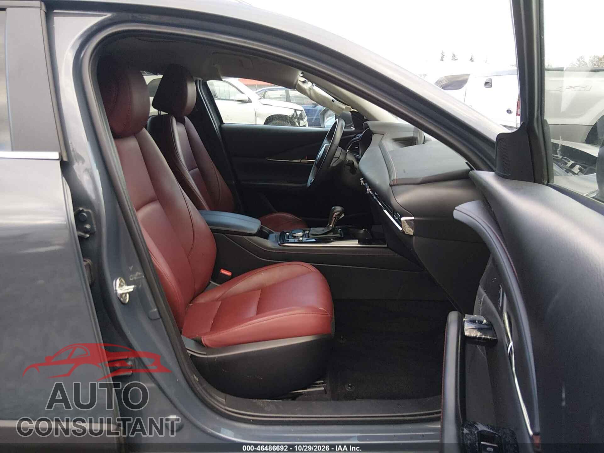 MAZDA CX-30 2024 - 3MVDMBCM3RM671834