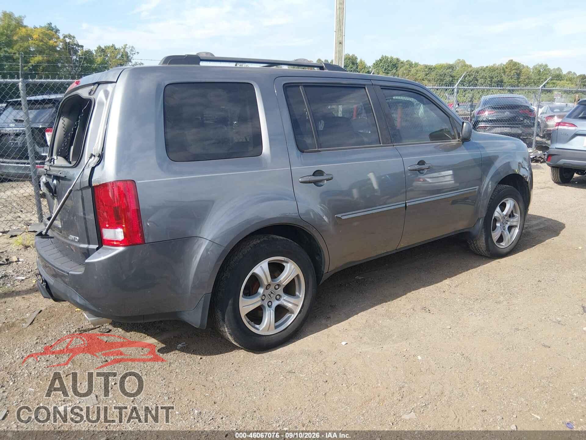 HONDA PILOT 2013 - 5FNYF4H53DB064033