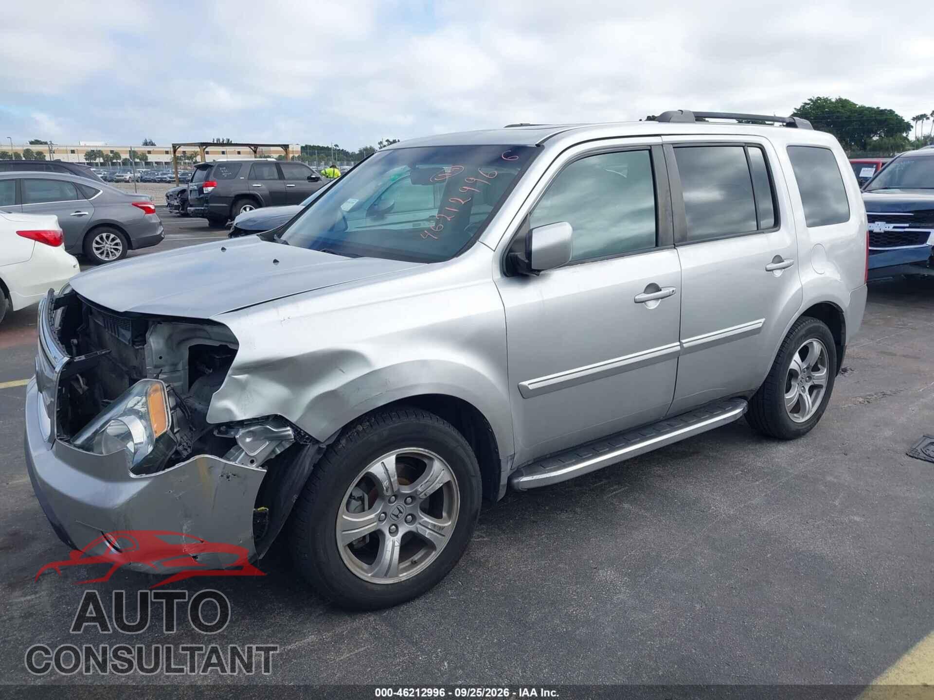 HONDA PILOT 2011 - 5FNYF3H56BB052076
