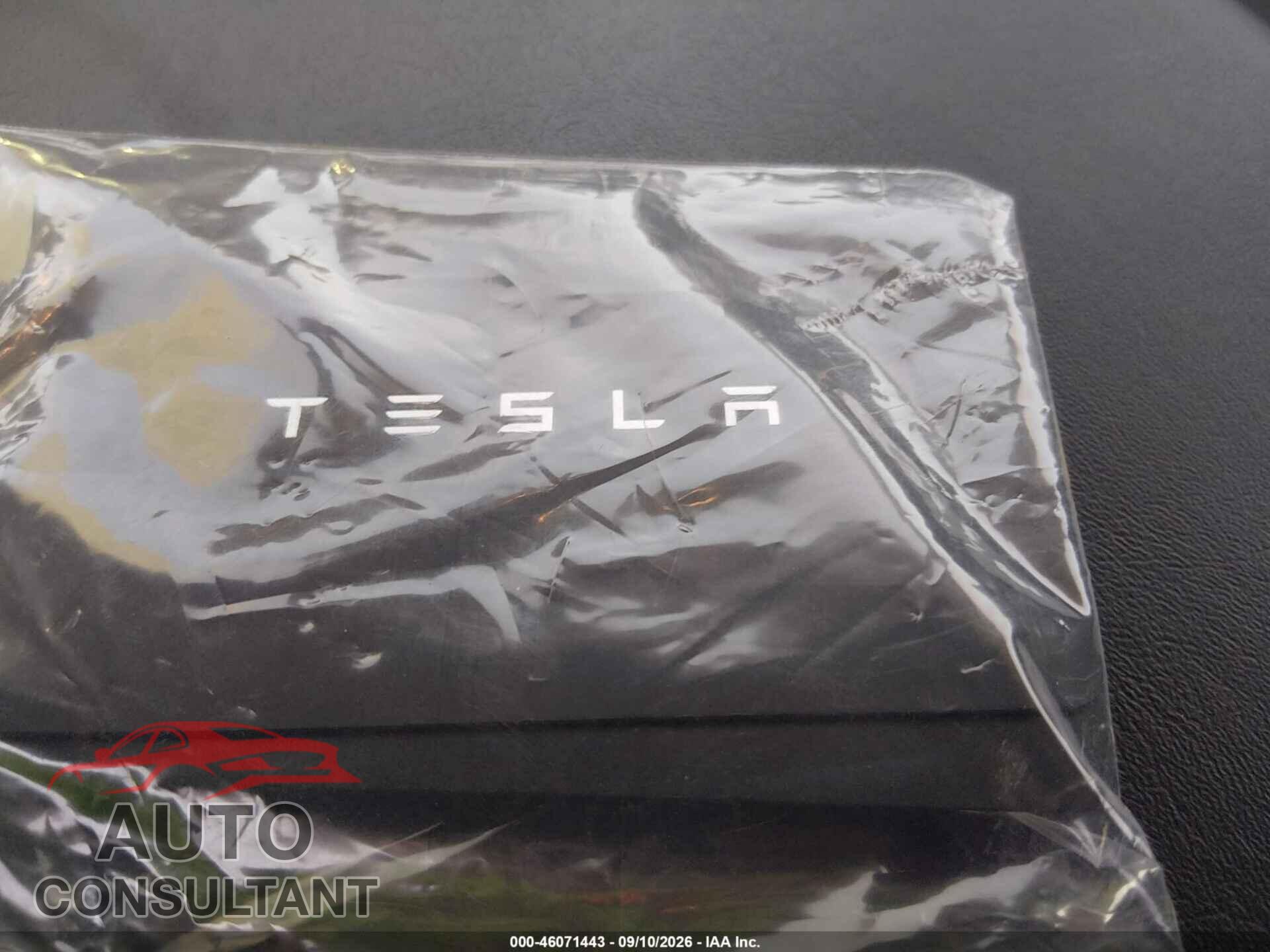 TESLA MODEL 3 2020 - 5YJ3E1EB7LF617271