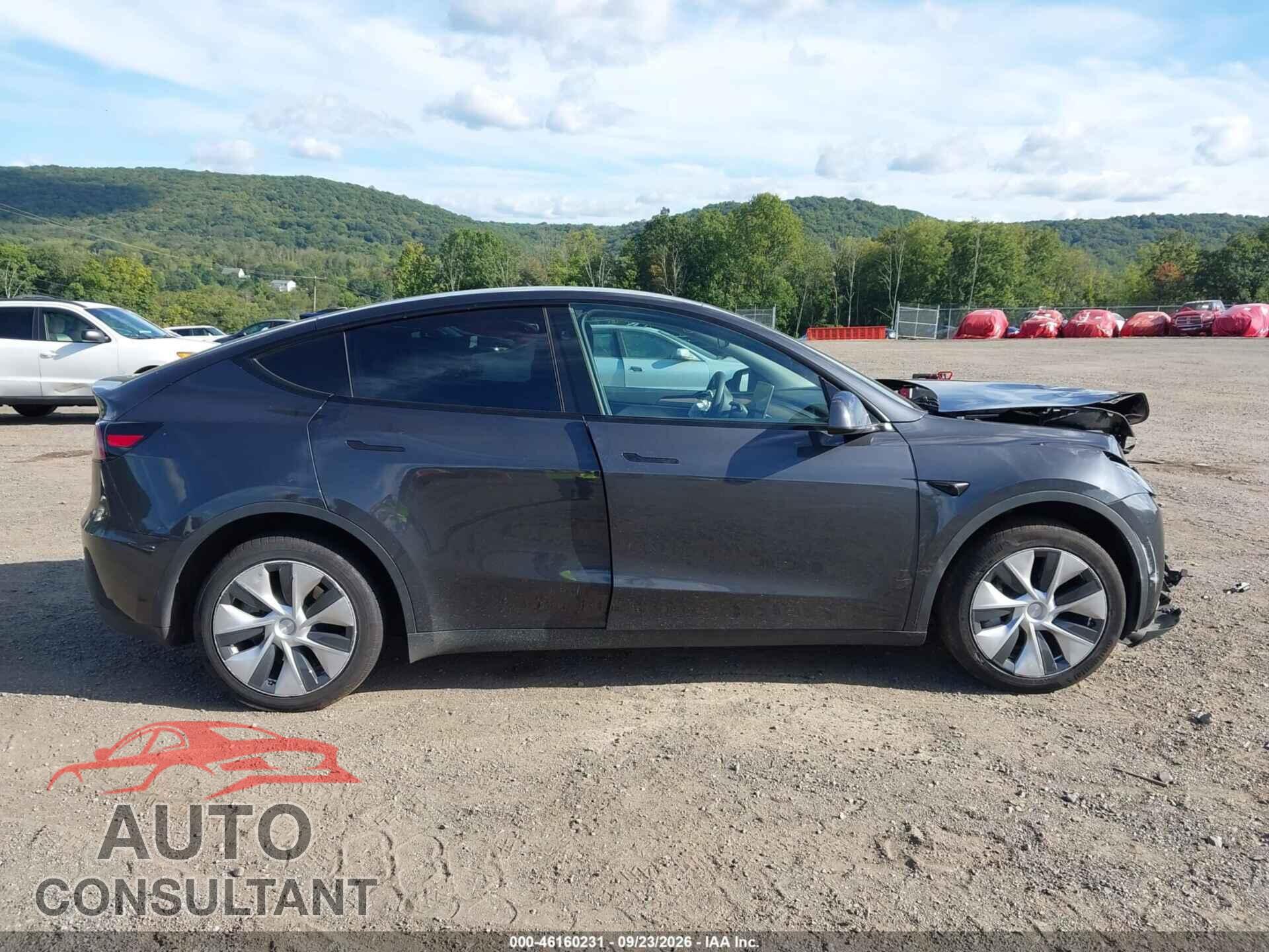 TESLA MODEL Y 2024 - 7SAYGDEE2RF032122