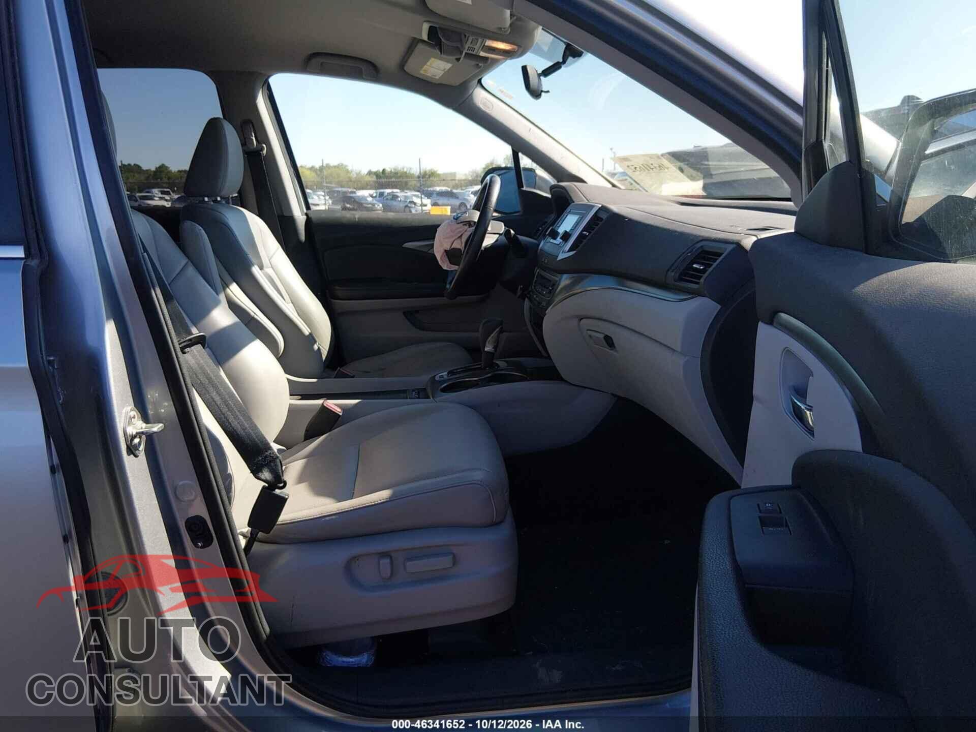 HONDA RIDGELINE 2017 - 5FPYK3F56HB004642