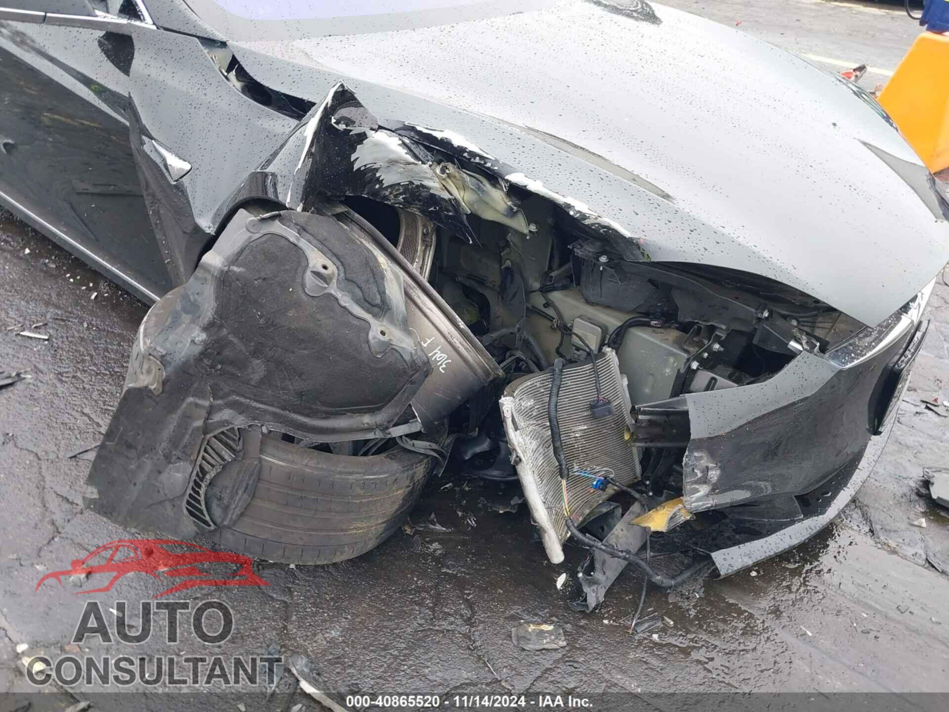 TESLA MODEL S 2018 - 5YJSA1E41JF255038